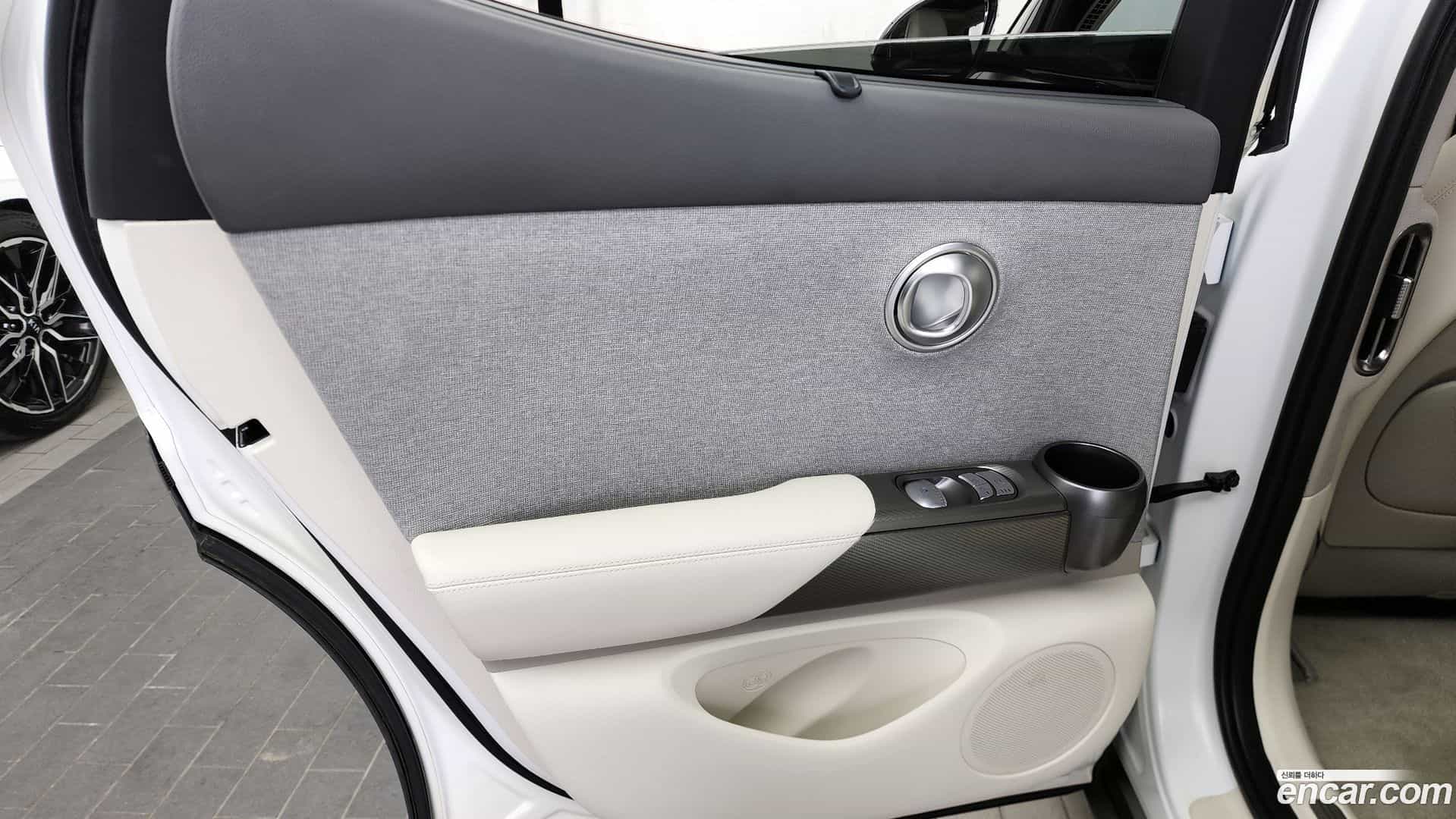 GV60 Genesis 2022.2-INNER-035