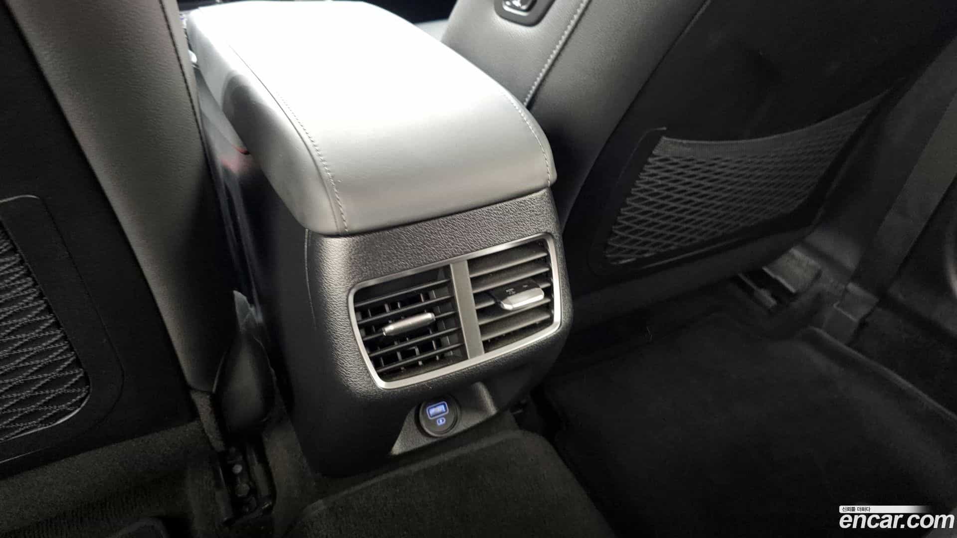 Sonata Hyundai 2022.3-OPTION-043