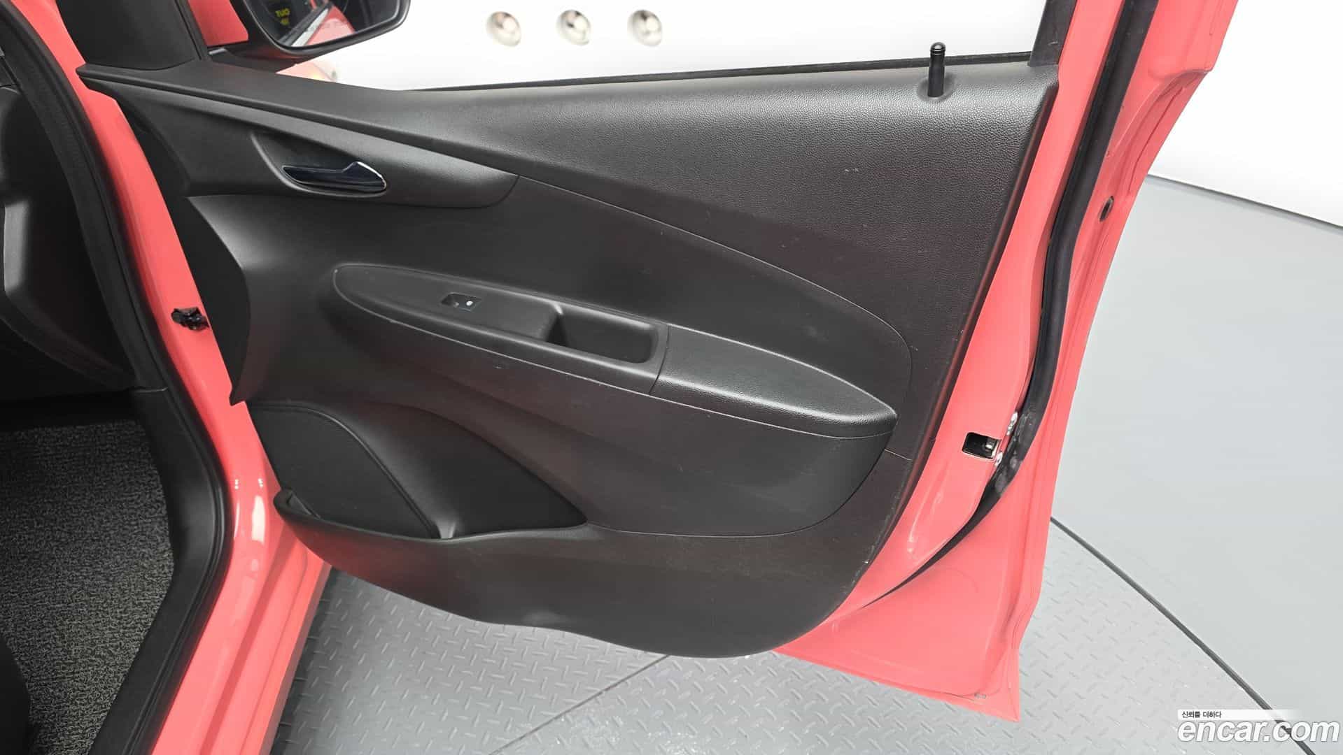 Spark Chevrolet 2017.7-INNER-034