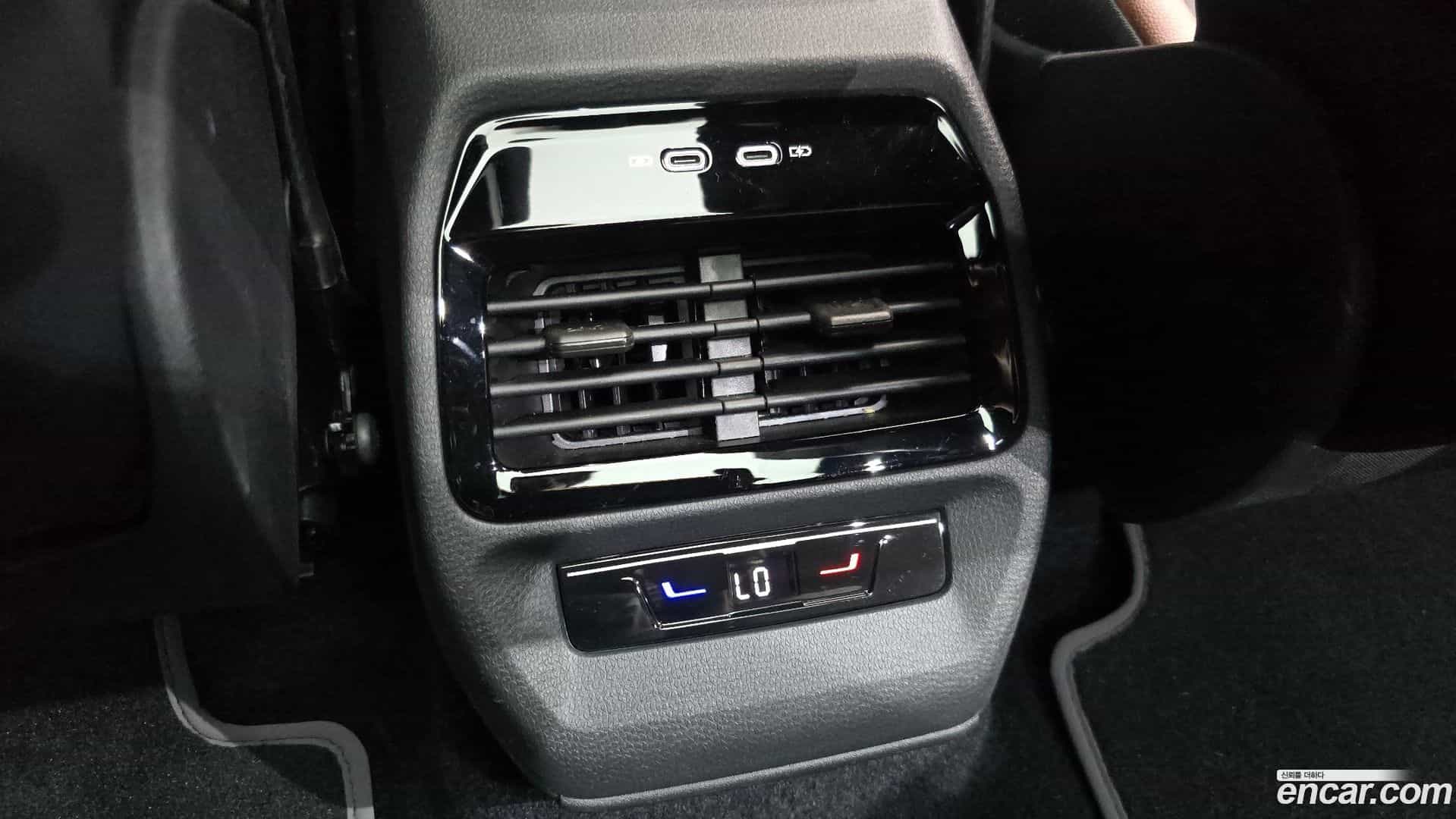 ID.4 Volkswagen 2023.11-OPTION-023