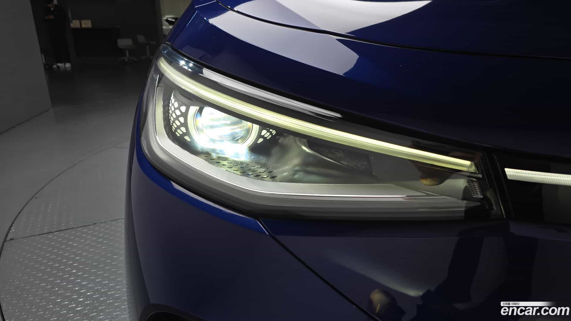 ID.4 Volkswagen 2023.11-OUTER-032