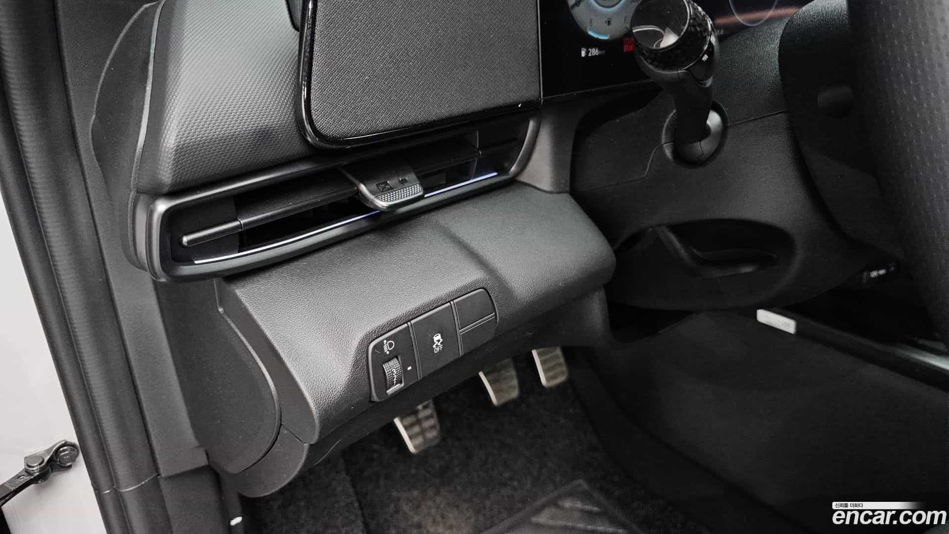 AVANTE Hyundai 2026.1-OPTION-022