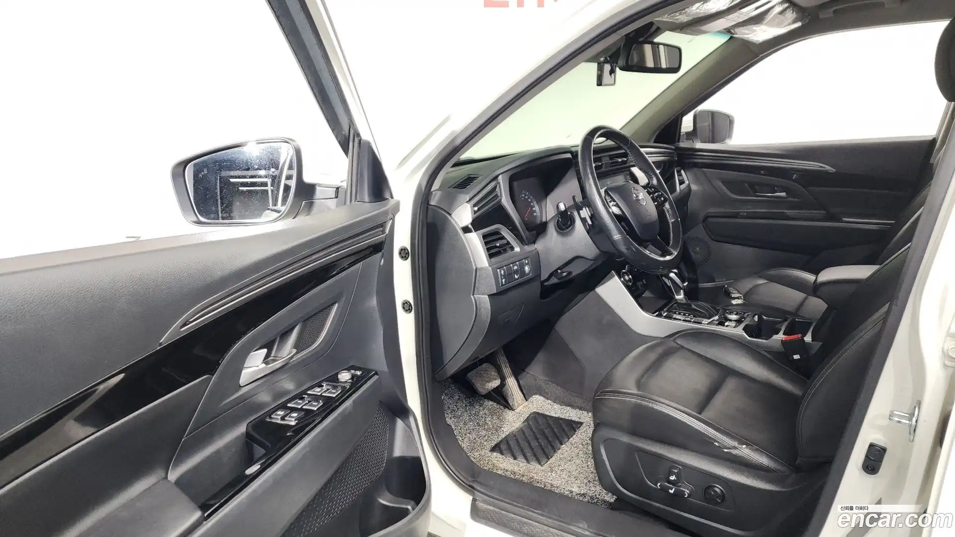 KORANDO KG Mobility 2020.7-INNER-010
