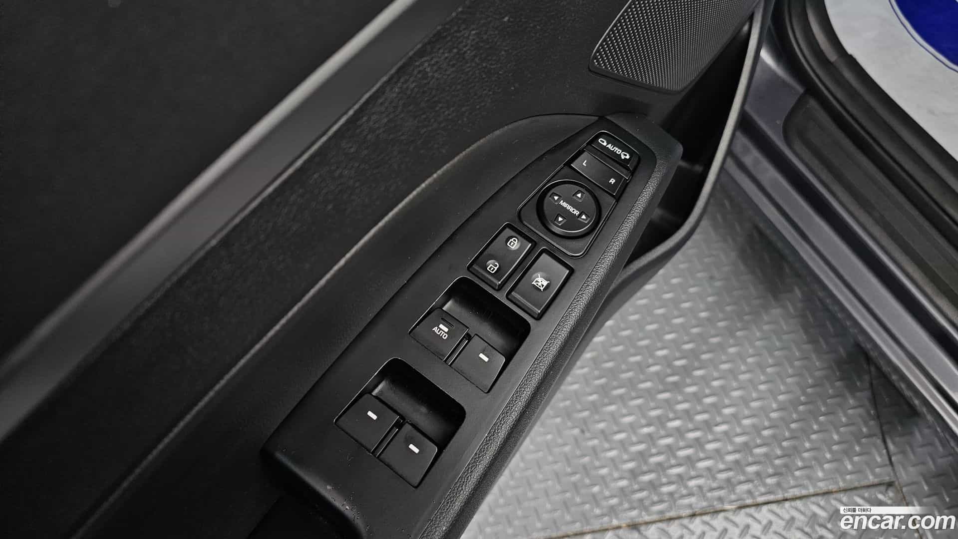AVANTE Hyundai 2018.2-OPTION-017