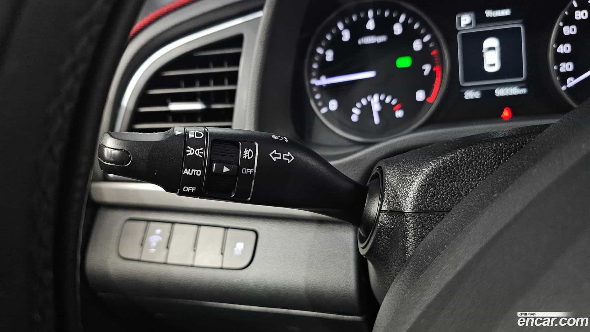 AVANTE Hyundai 2018.2-OPTION-023