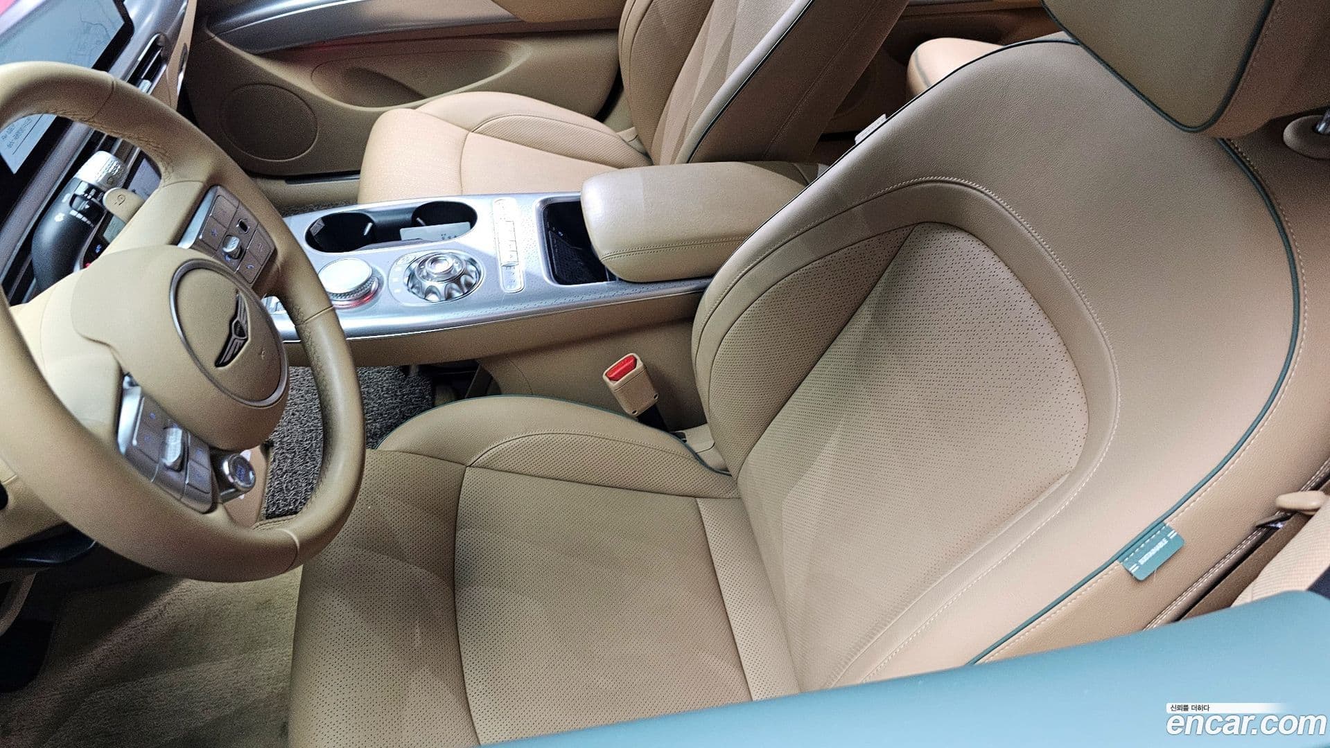 Main__Slider__Photo:GV60 Genesis 2022.11-18