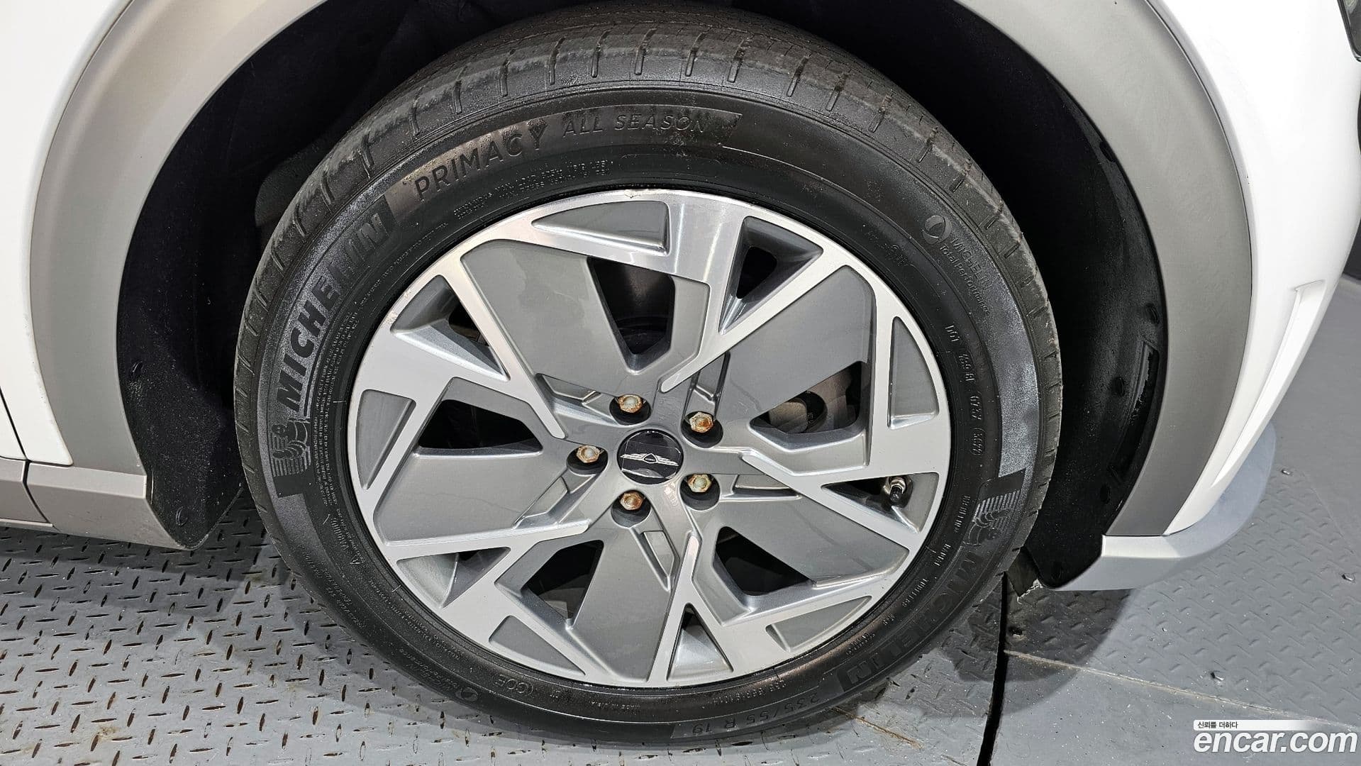 Main__Slider__Photo:GV60 Genesis 2022.11-20