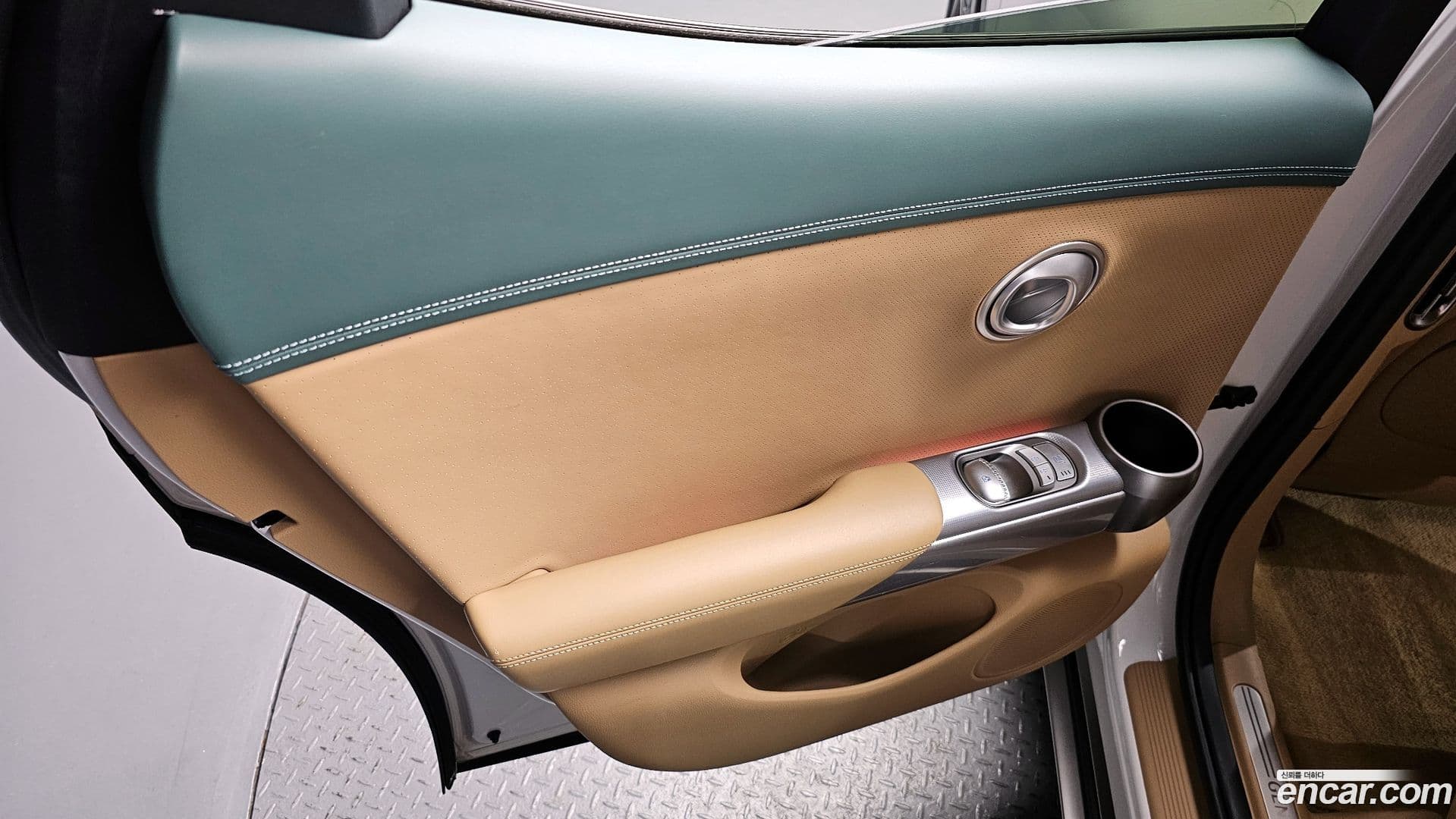 Main__Slider__Photo:GV60 Genesis 2022.11-24