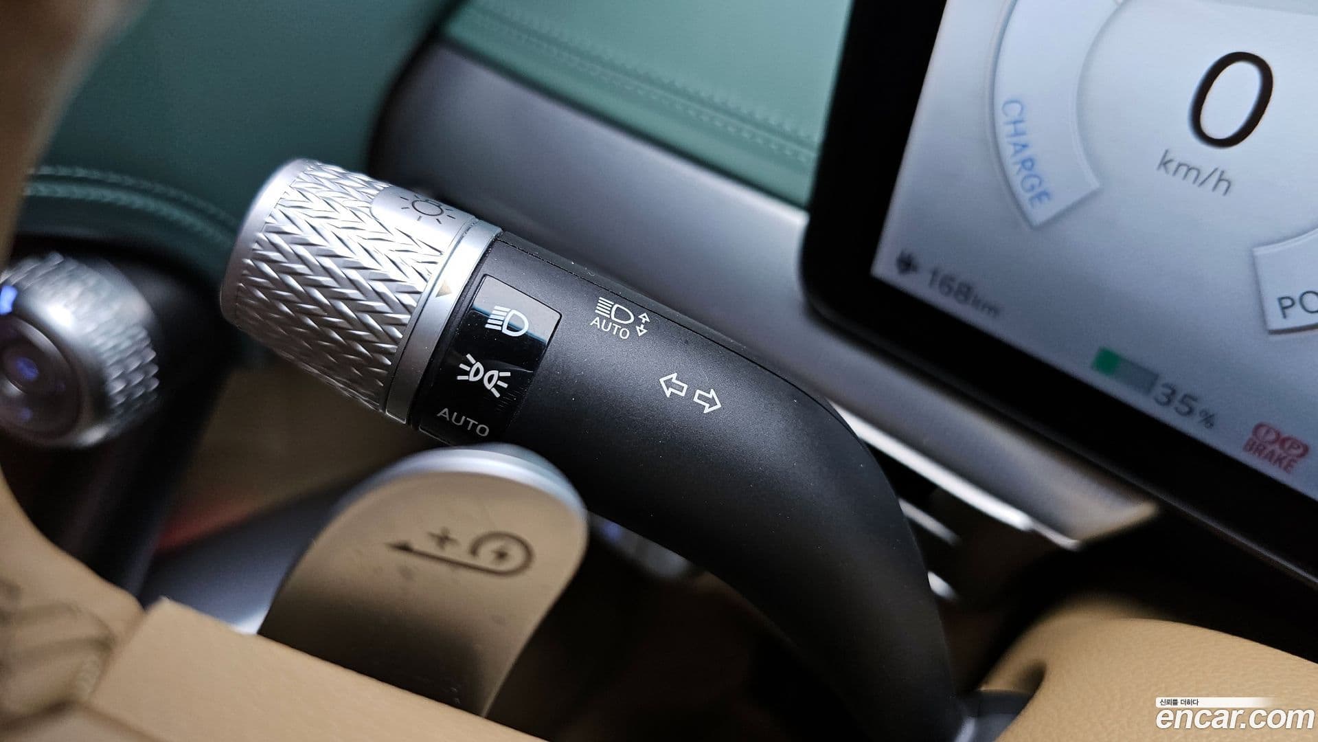Main__Slider__Photo:GV60 Genesis 2022.11-35
