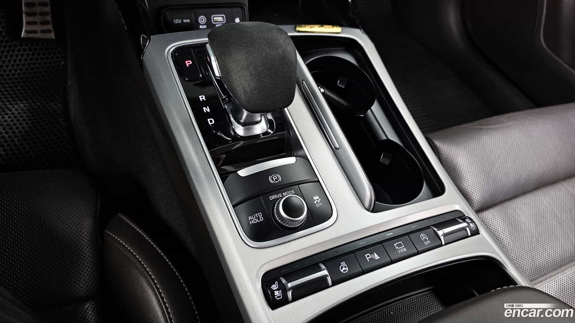 Stinger Kia 2018.7-INNER-009