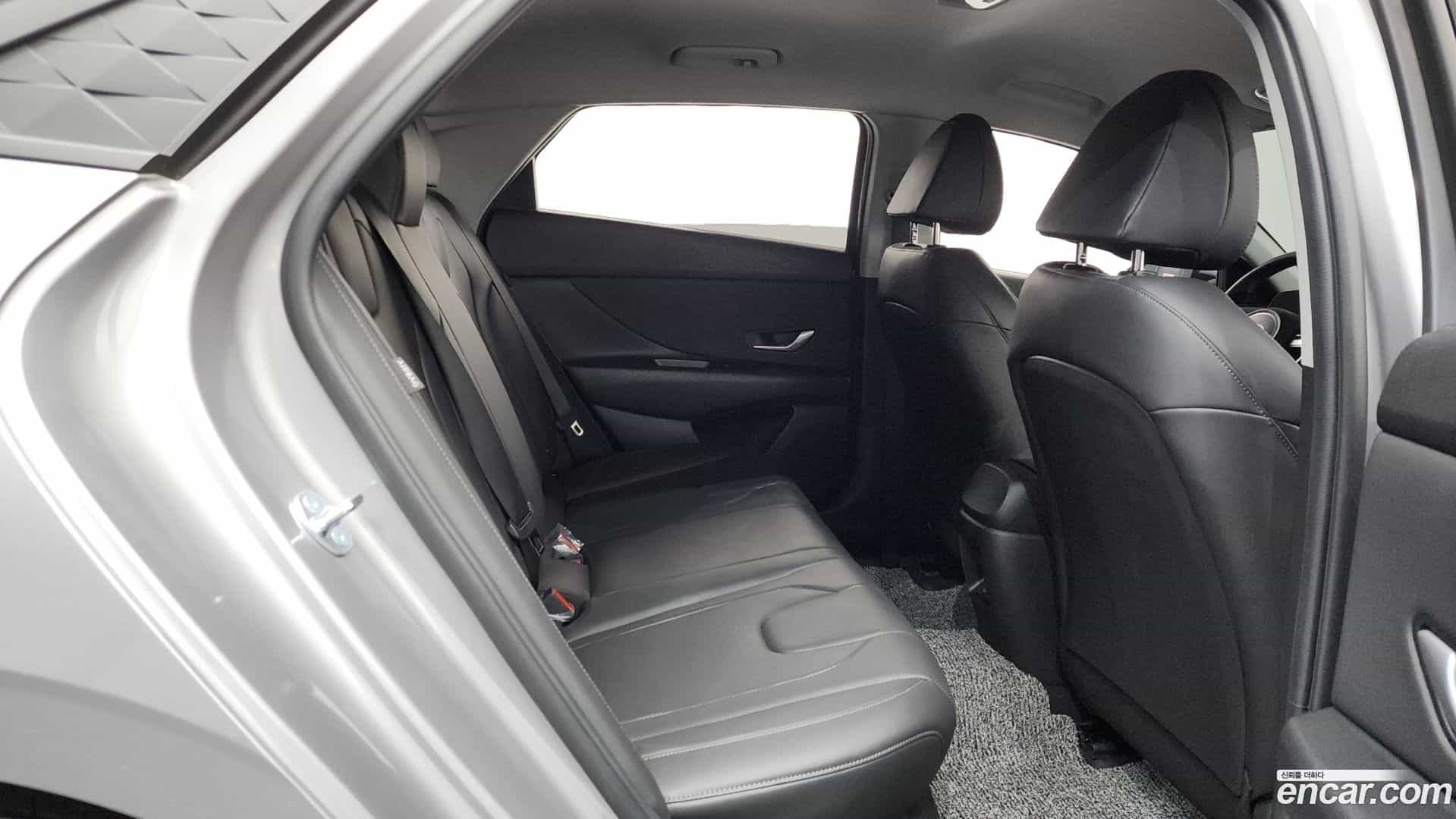 AVANTE Hyundai 2025.3-OPTION-015