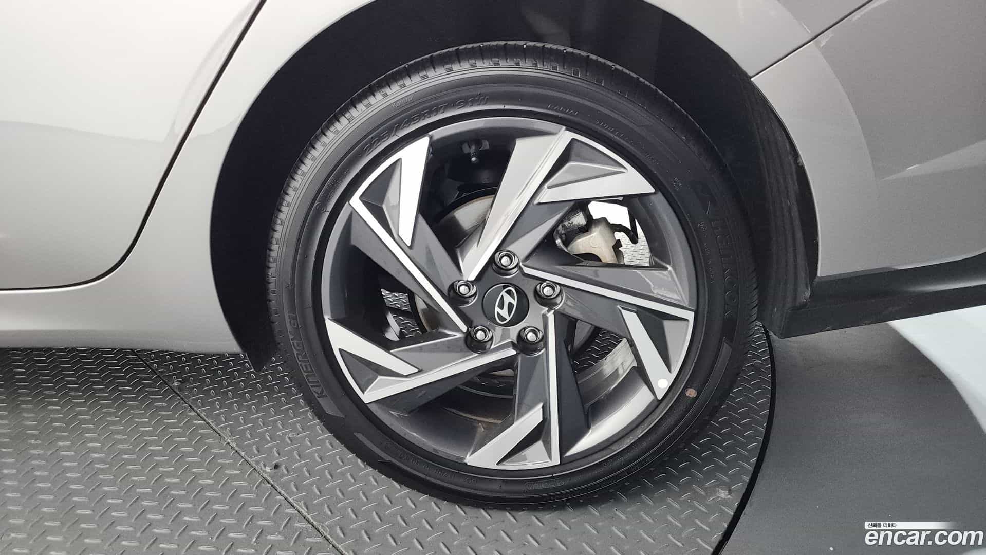 AVANTE Hyundai 2025.3-OUTER-031