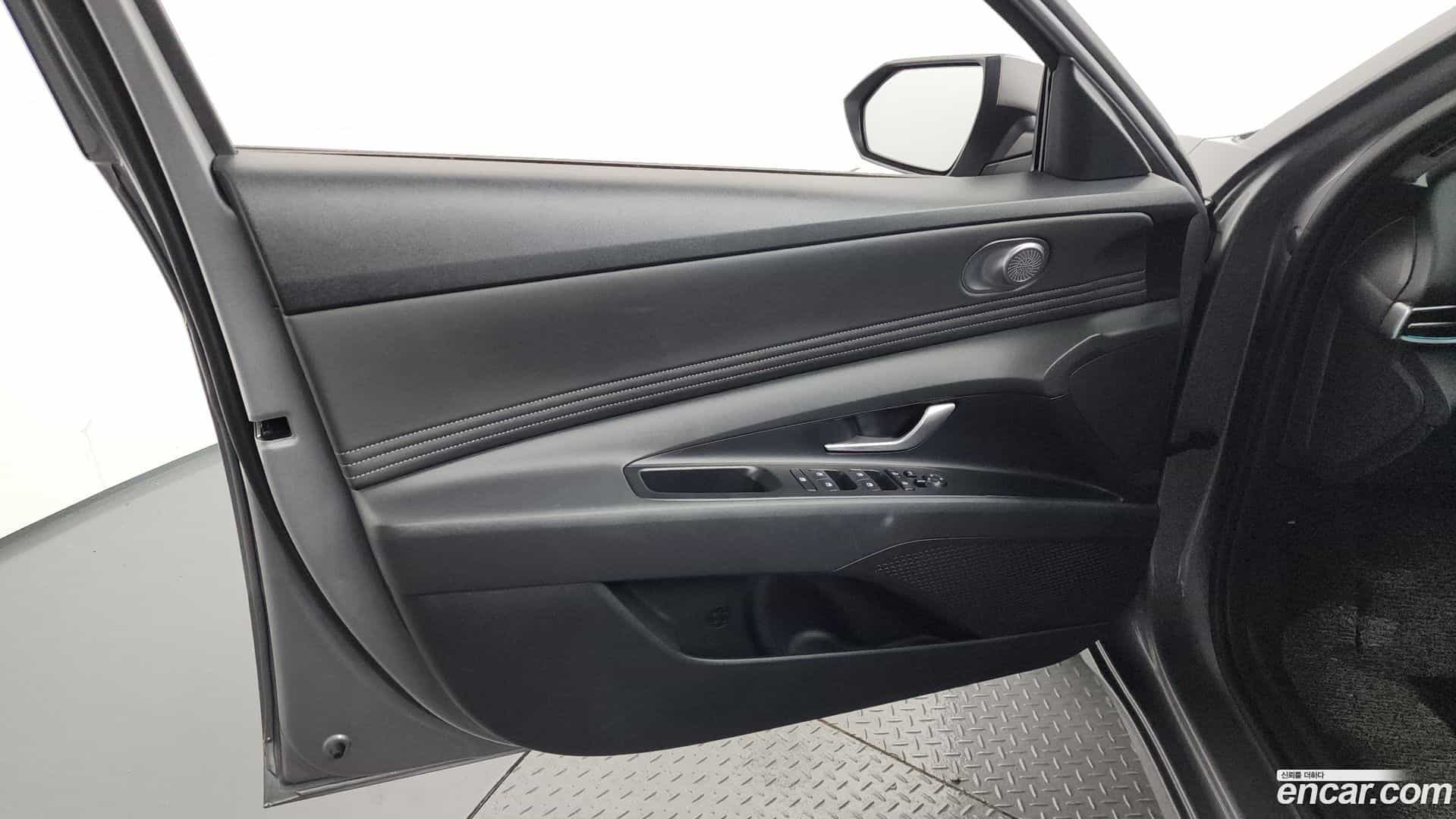 AVANTE Hyundai 2025.3-INNER-034