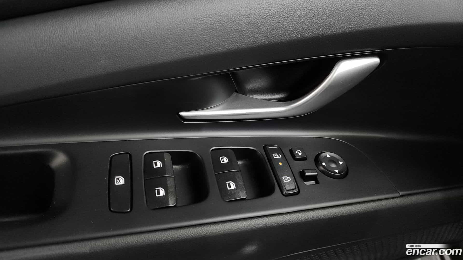AVANTE Hyundai 2025.3-OPTION-042