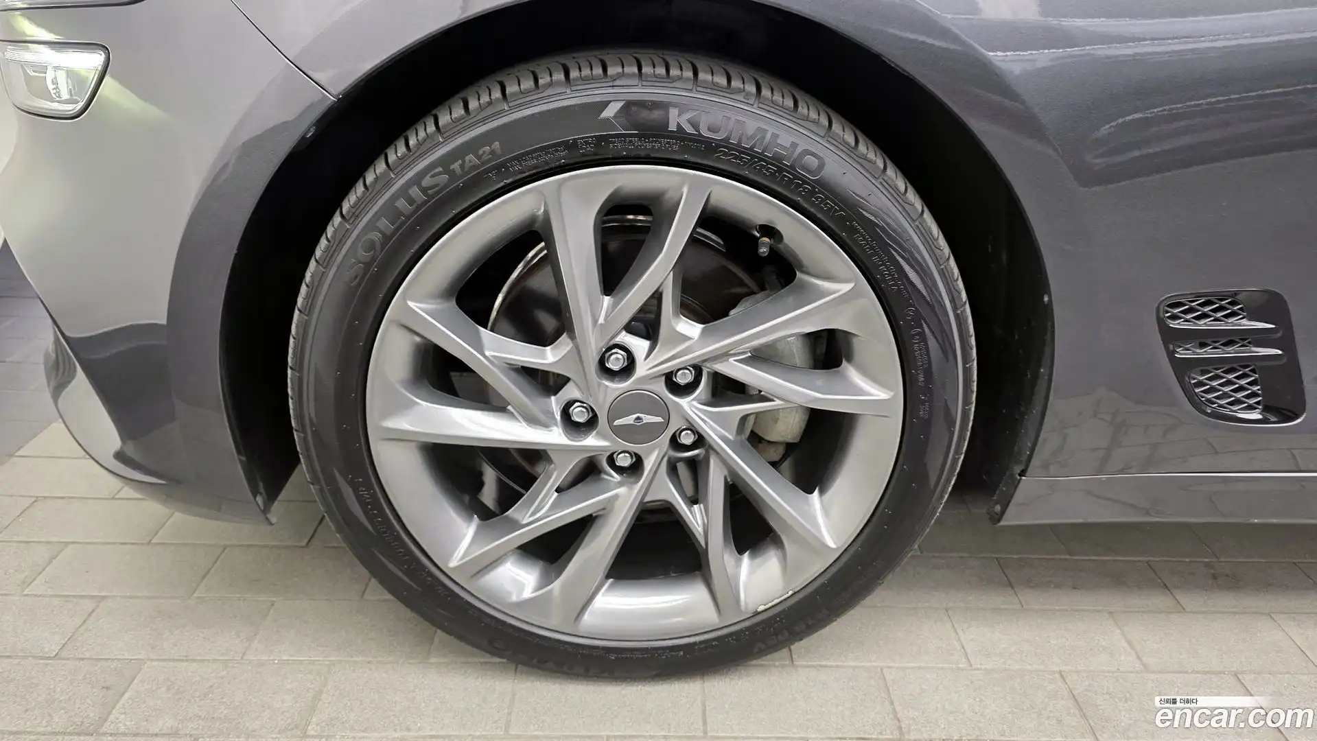 G70 Genesis 2020.11-OUTER-005