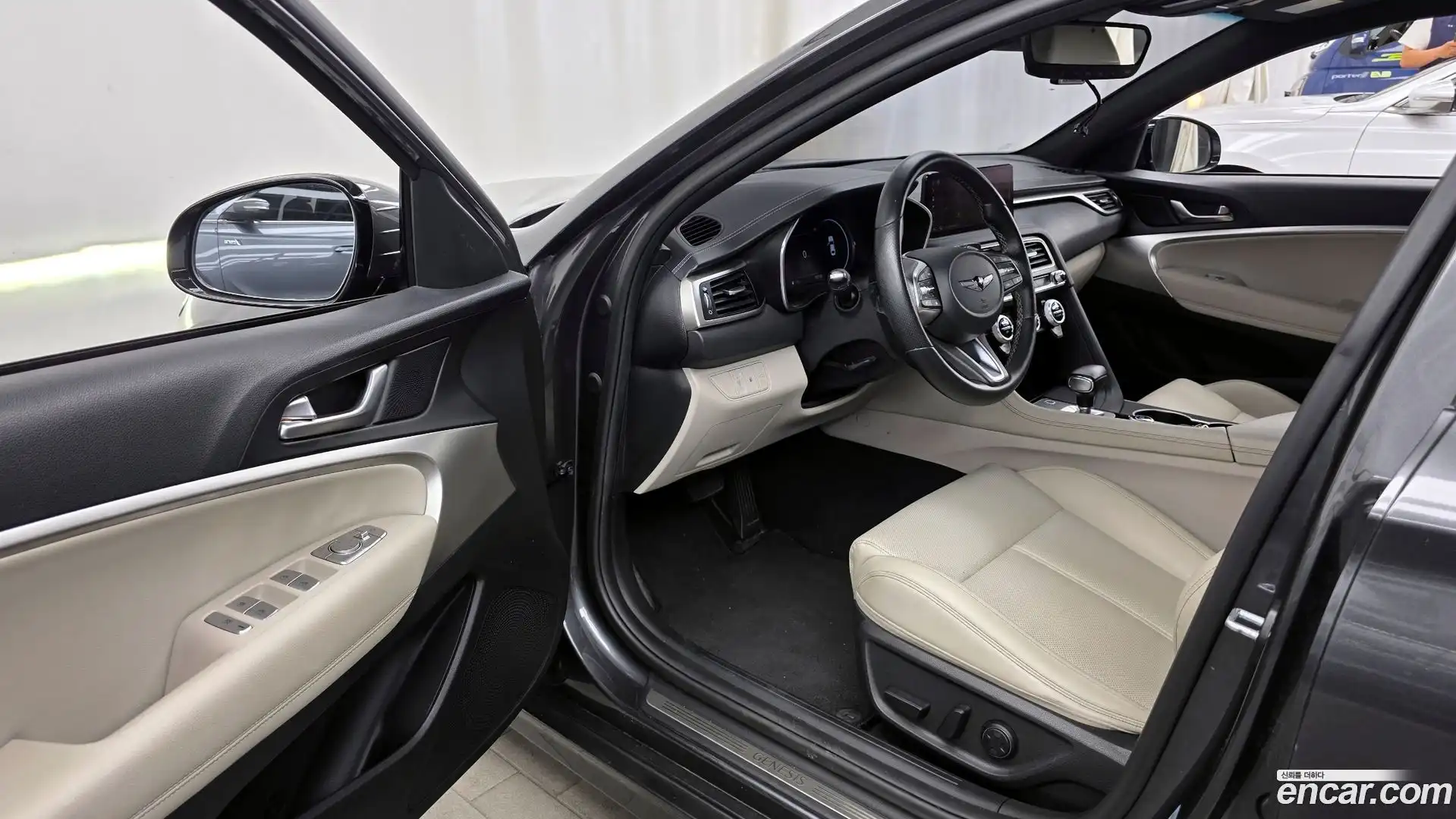 G70 Genesis 2020.11-INNER-010