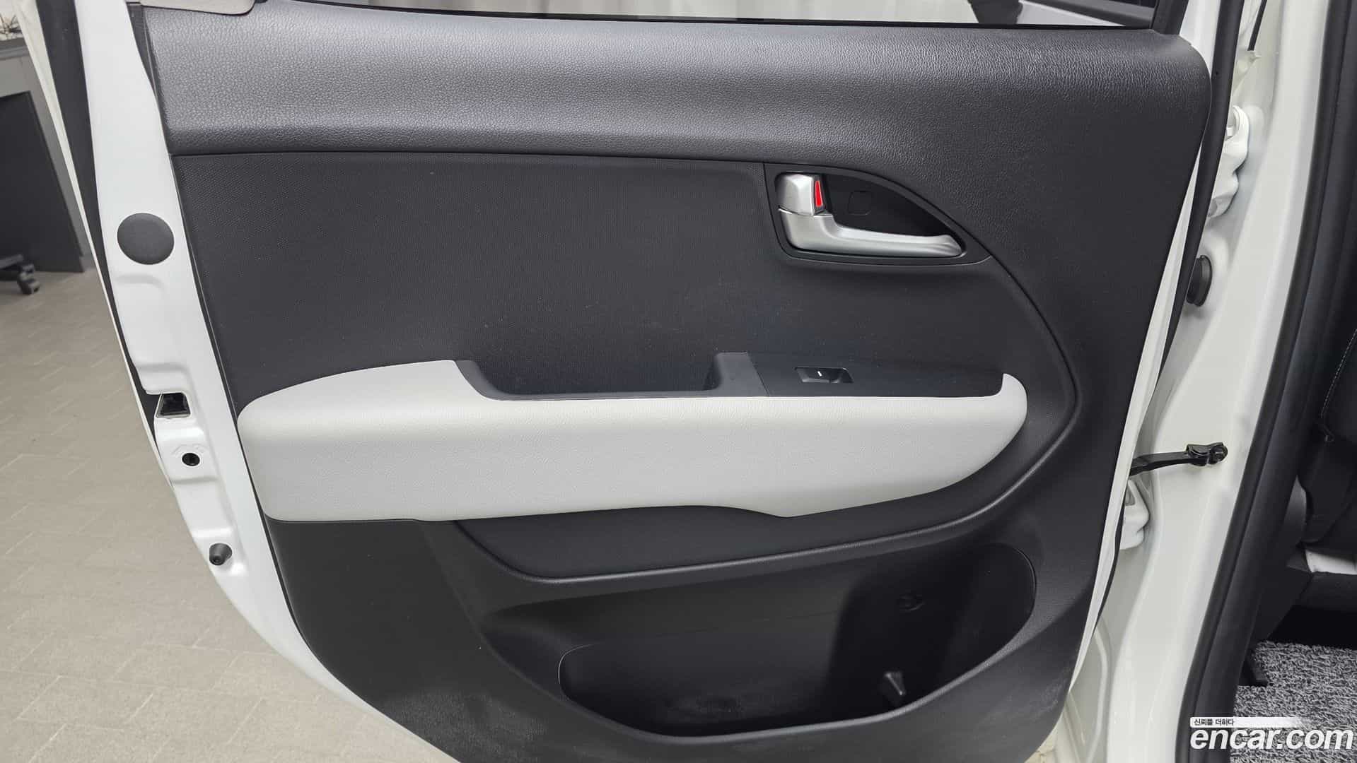 RAY Kia 2023.6-INNER-035