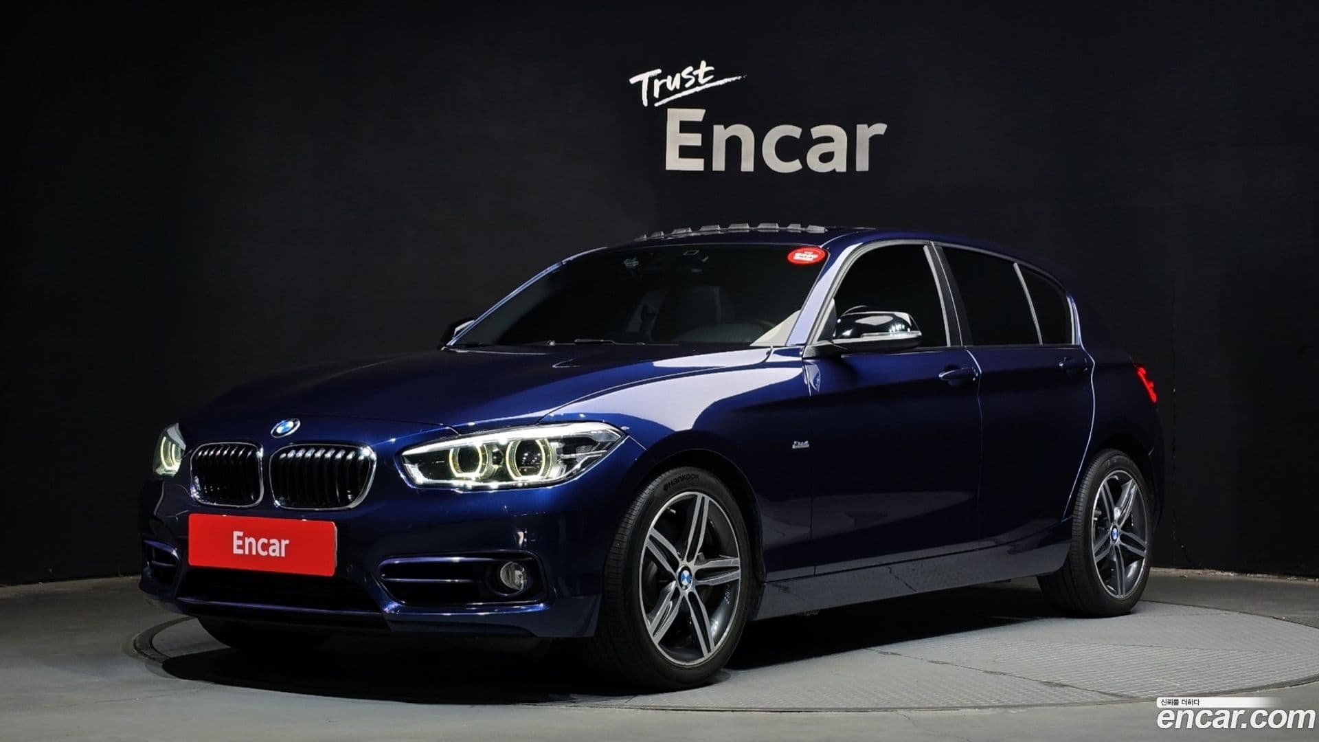Main__Slider__Photo:1-Series BMW 2016.10-0