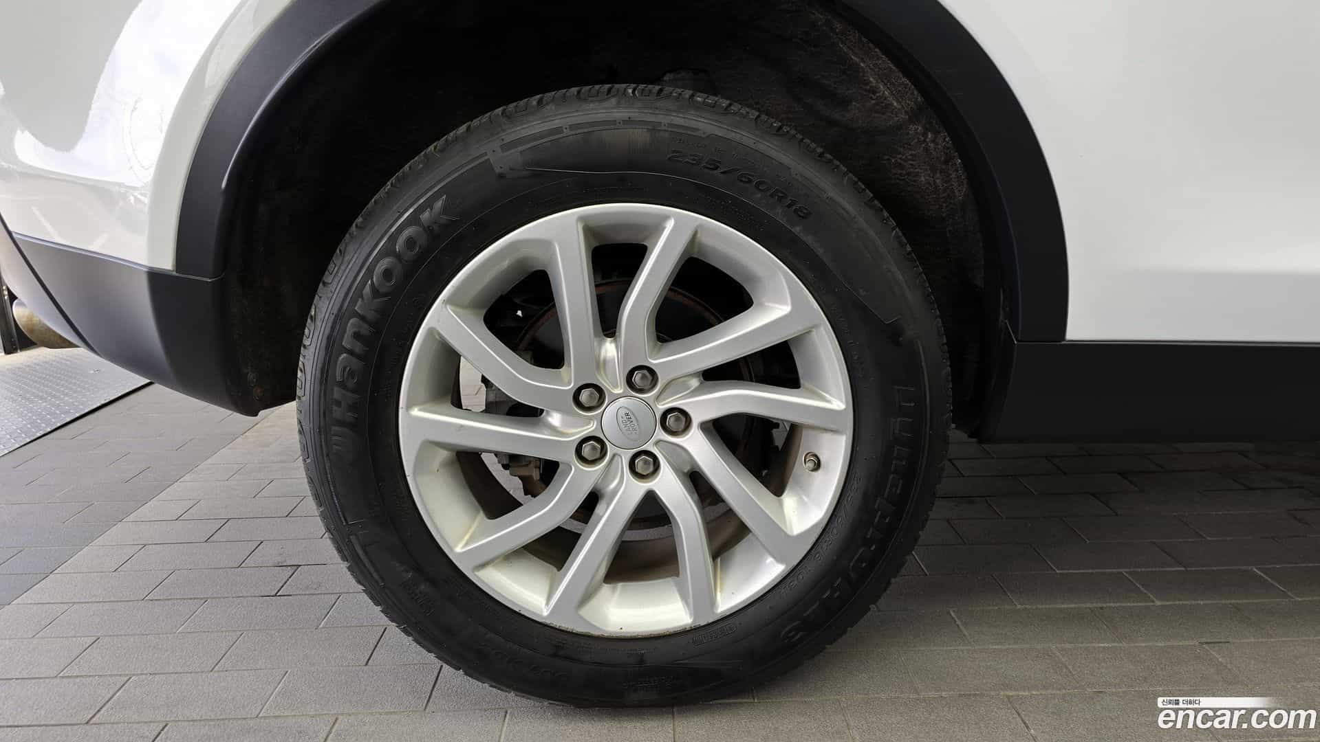 Discovery Sport Land Rover 2019.5-OUTER-005