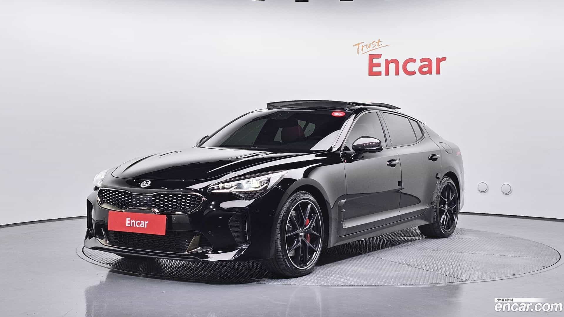 Stinger Kia 2019.1-OUTER-001