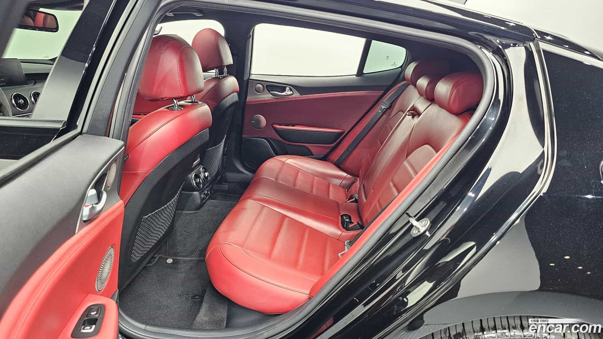 Stinger Kia 2019.1-OPTION-015