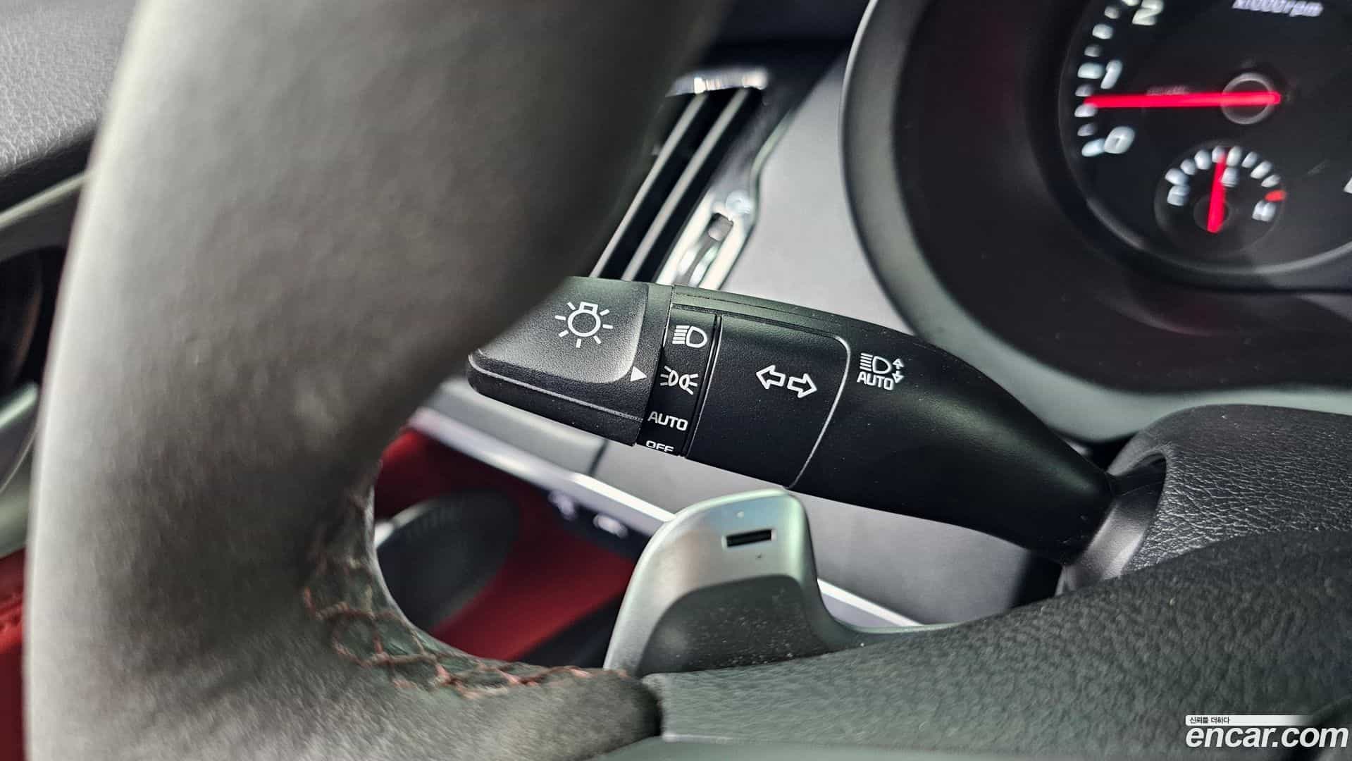 Stinger Kia 2019.1-OPTION-042