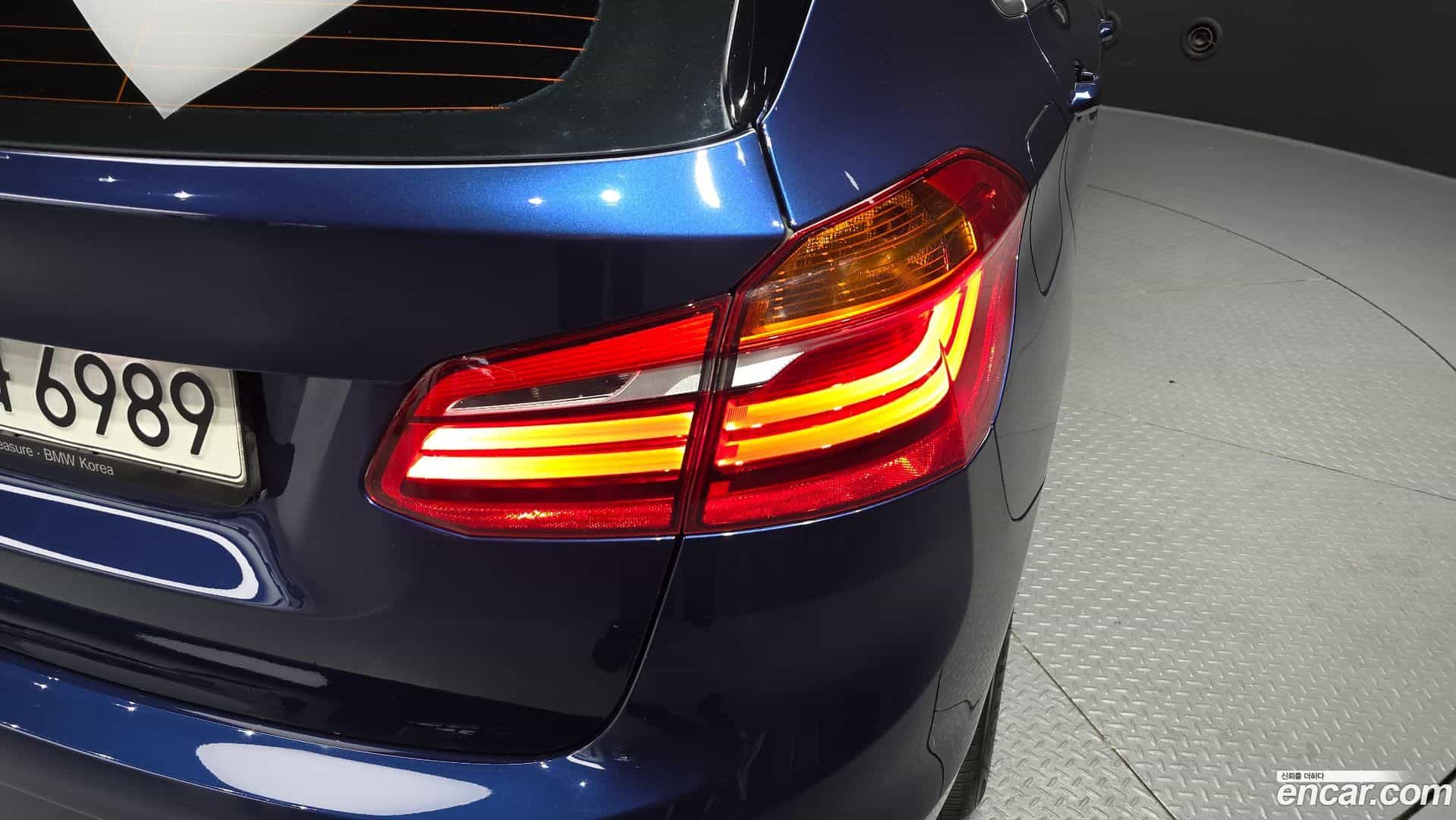 2-Series BMW 2021.0-OUTER-033