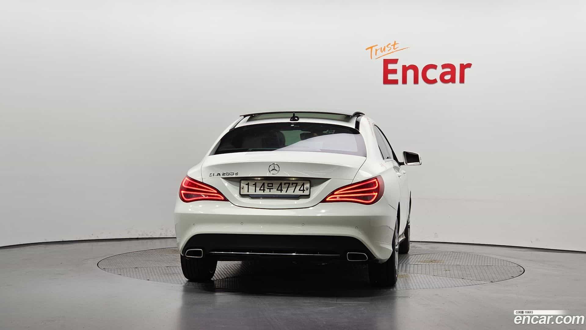 CLA-Class Mercedes-Benz 2016.0-OUTER-004