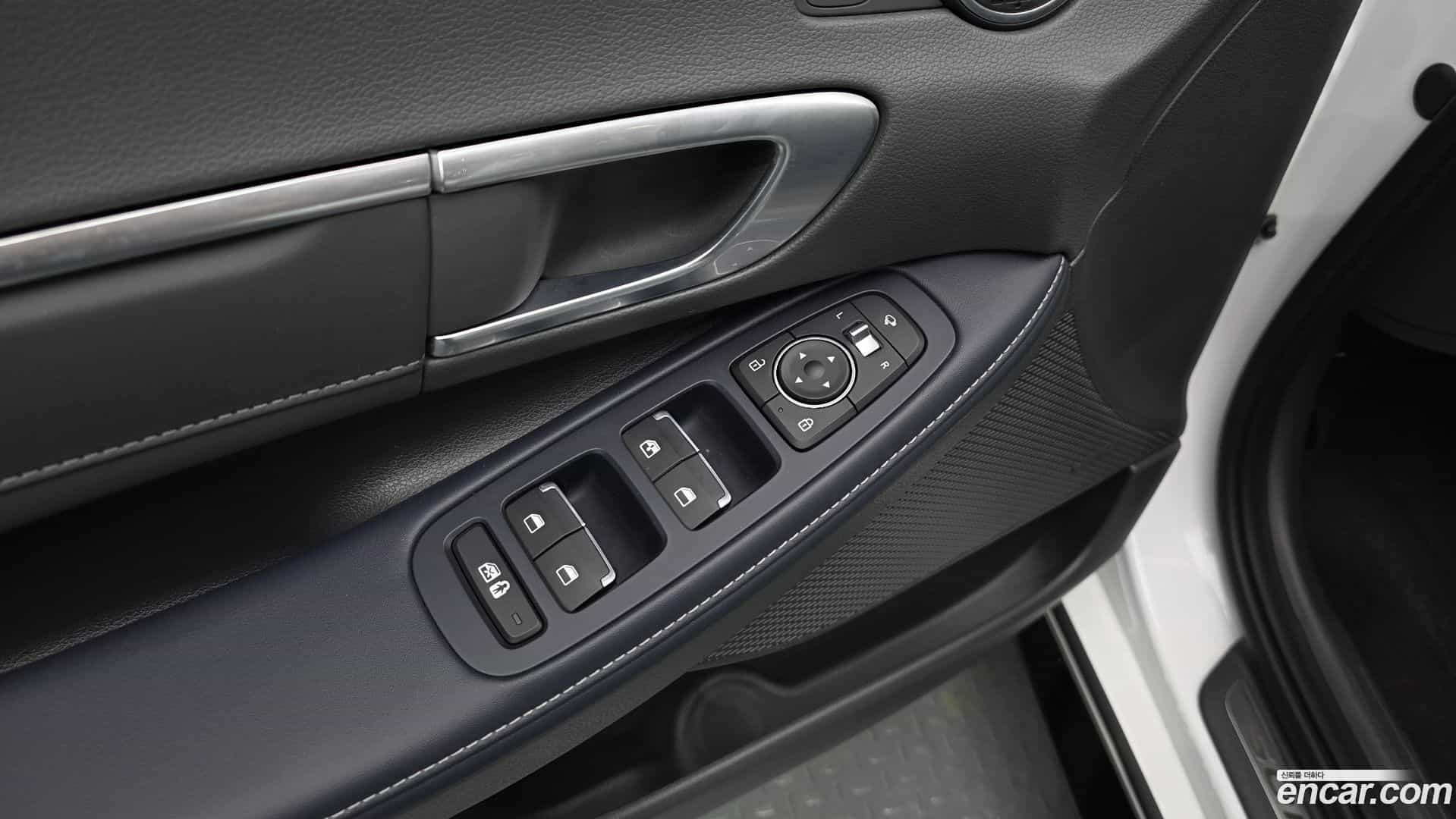 Sonata Hyundai 2019.8-OPTION-024