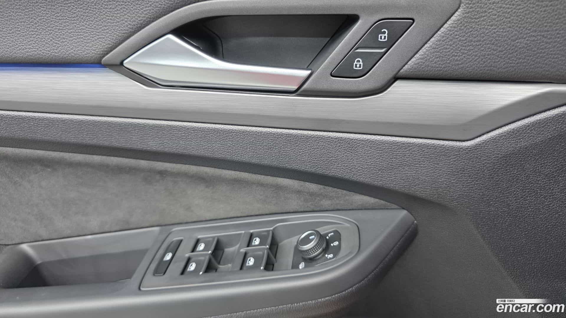 Golf Volkswagen 2023.7-OPTION-017