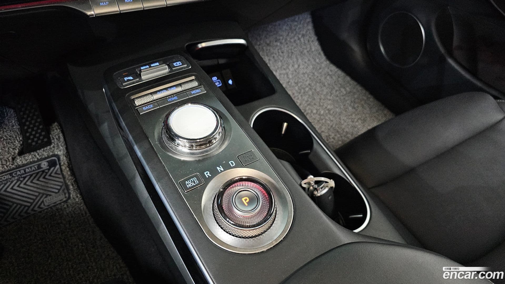 Main__Slider__Photo:GV70 Genesis 2023.1-8
