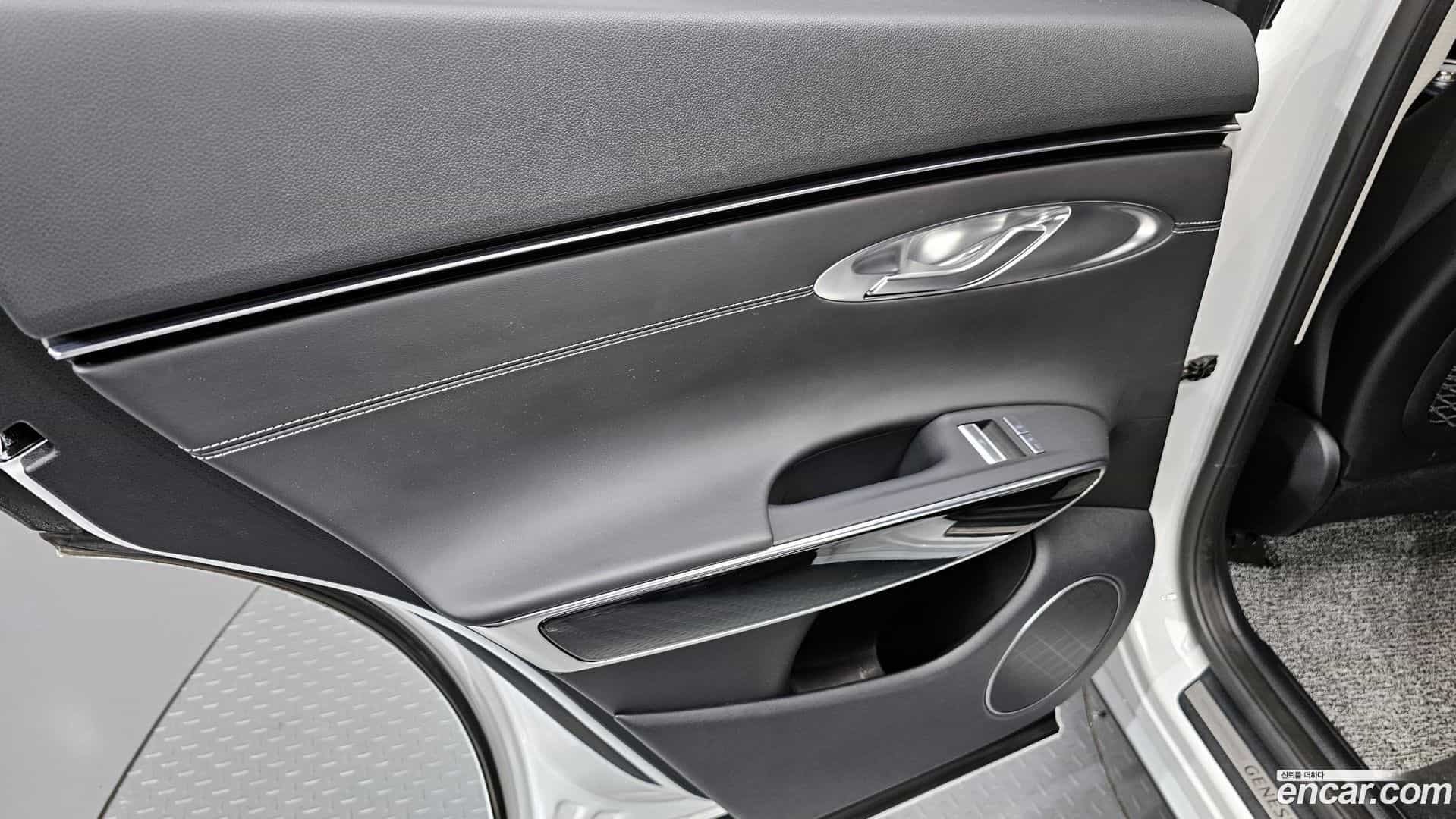 GV70 Genesis 2023.1-INNER-035