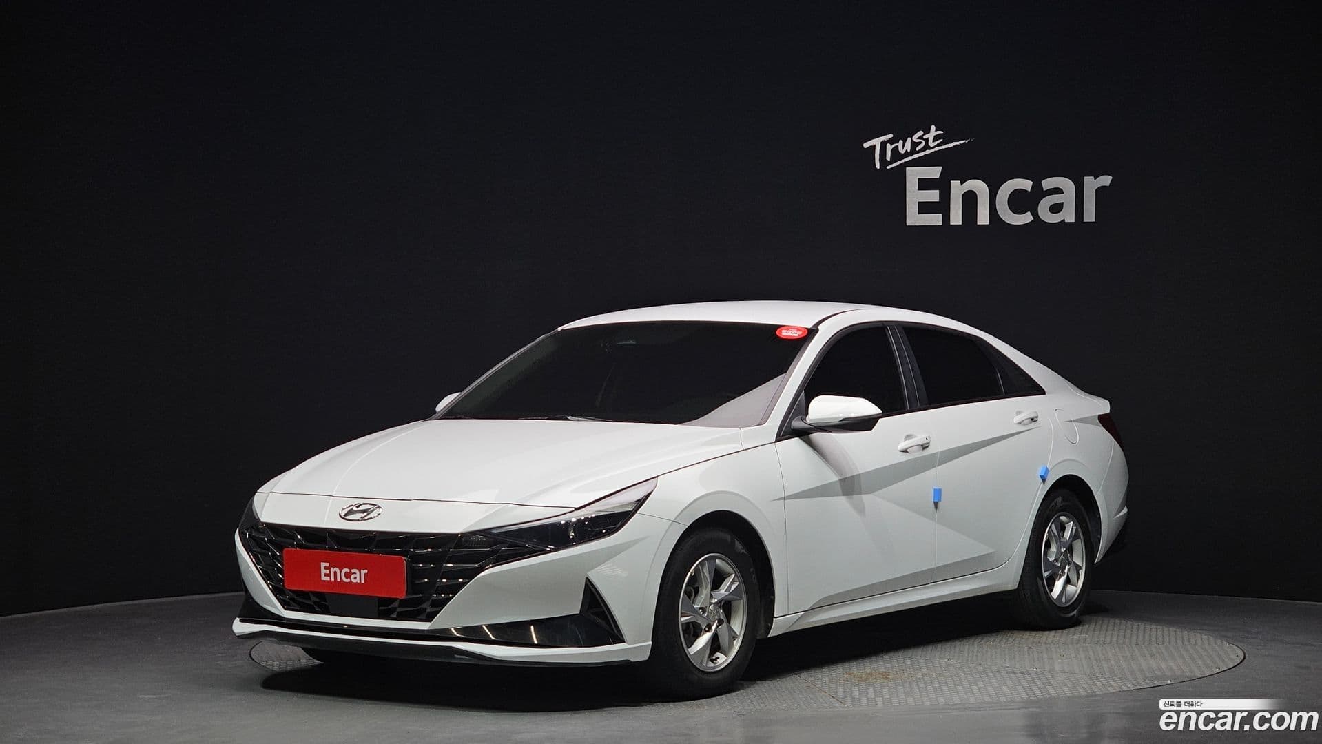 Main__Slider__Photo:AVANTE Hyundai 2021.9-0