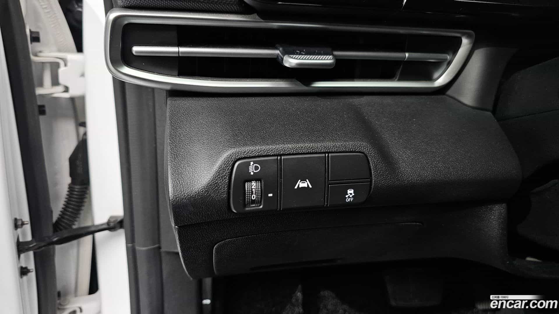 AVANTE Hyundai 2021.9-OPTION-023