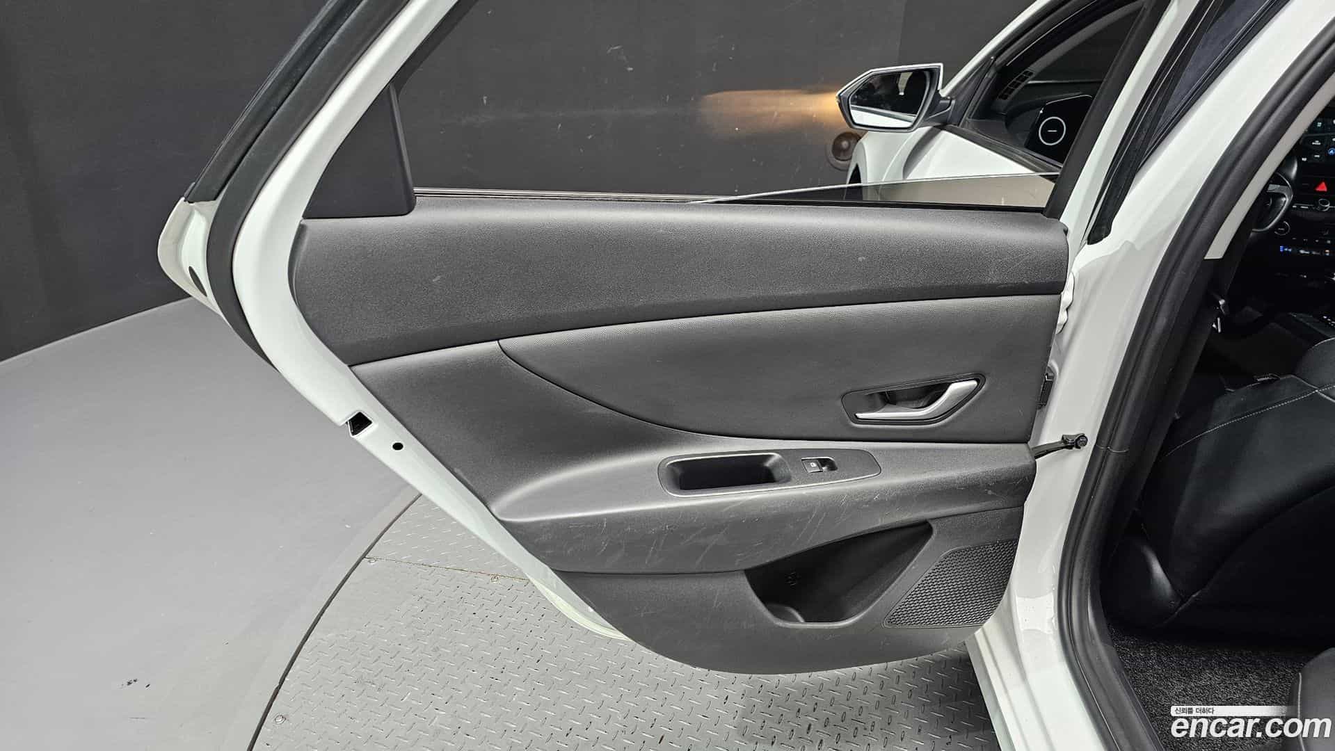 AVANTE Hyundai 2021.9-INNER-035