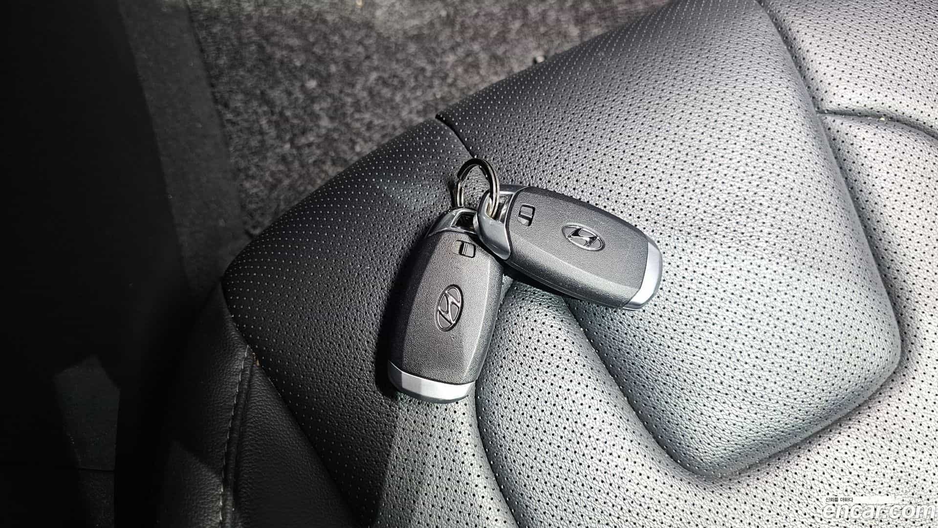 AVANTE Hyundai 2021.9-OPTION-041