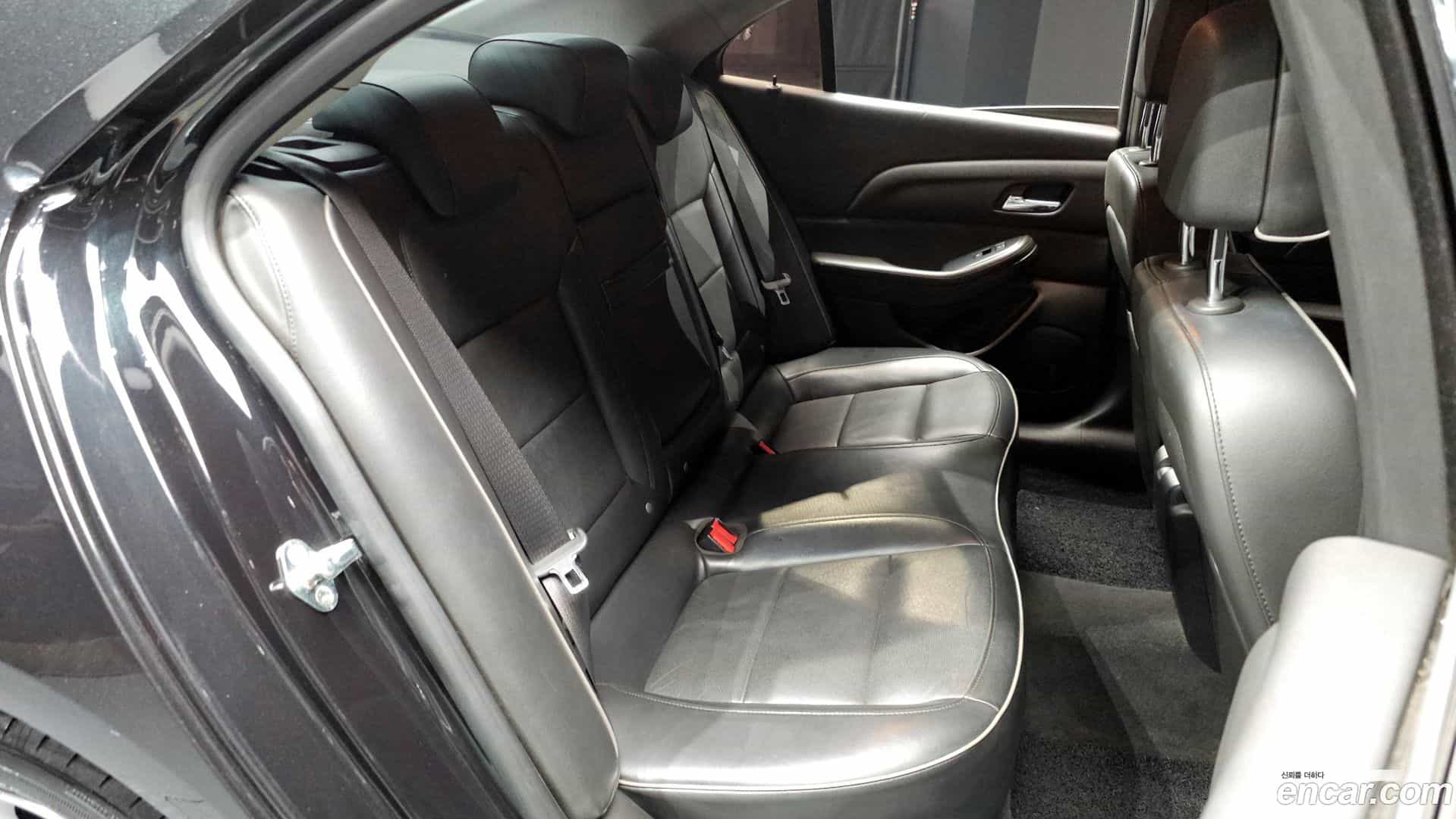 Malibu Chevrolet 2012.1-INNER-036