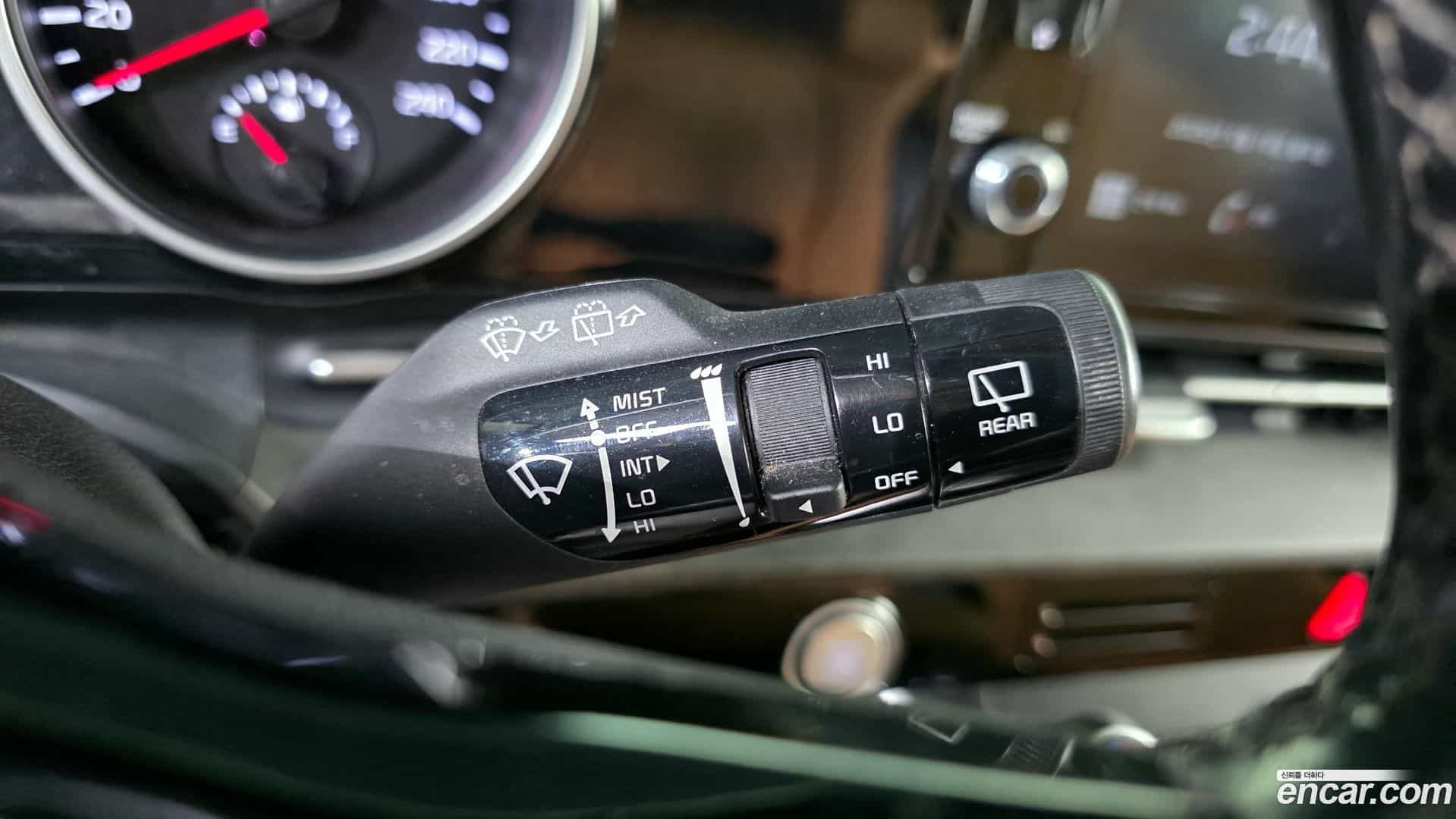Canival Kia 2020.11-OPTION-024