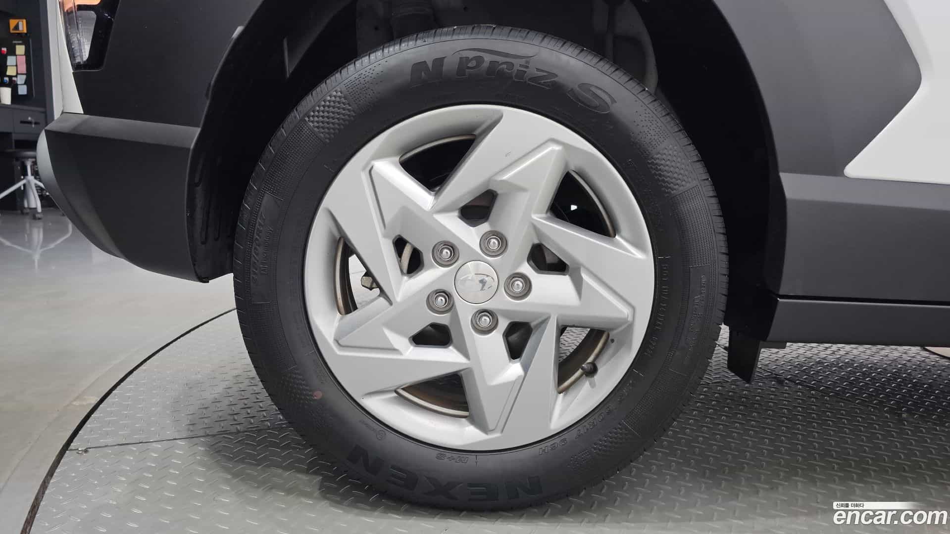 Kona Hyundai 2023.2-OUTER-005