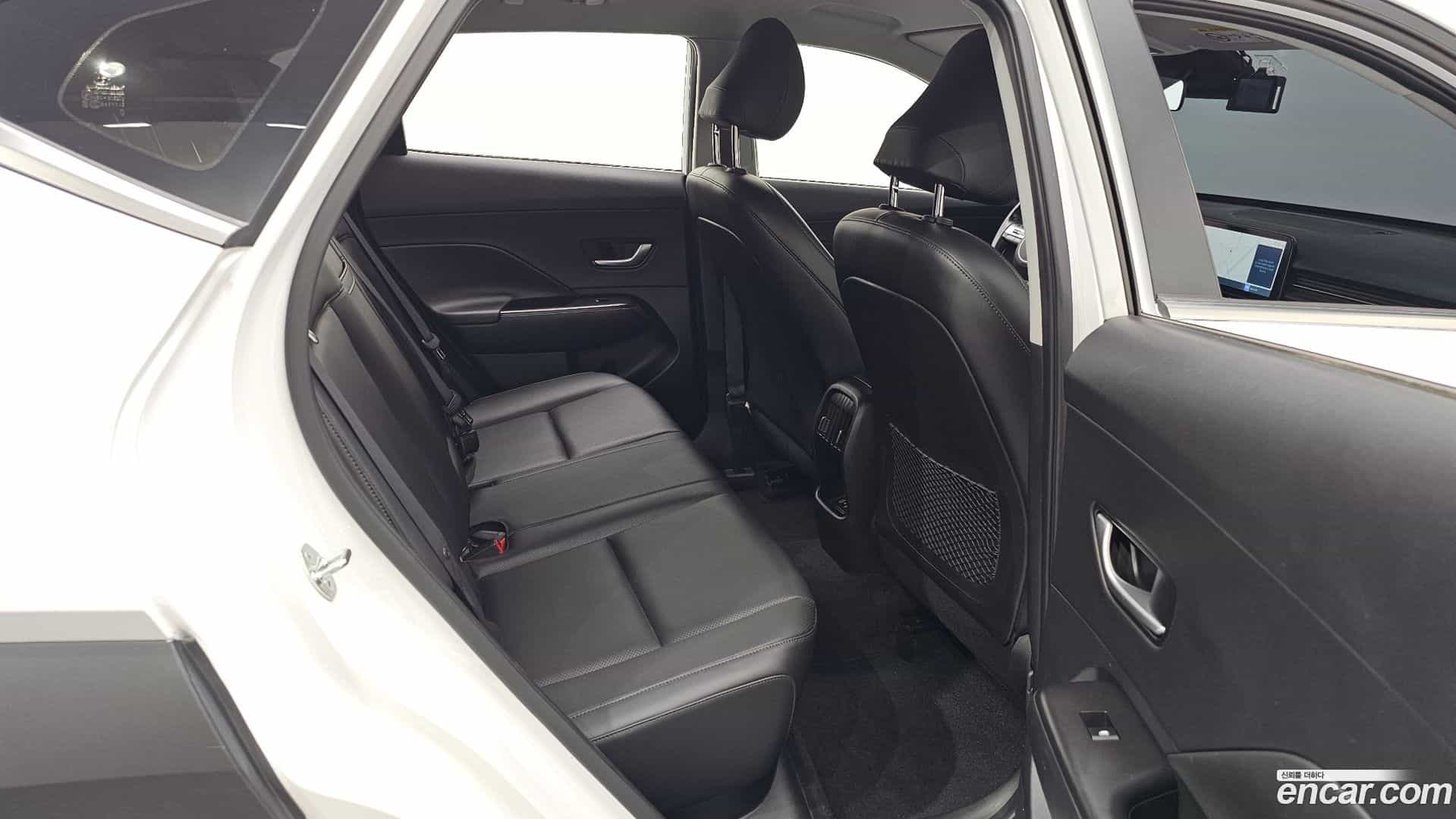 Kona Hyundai 2023.2-OPTION-016