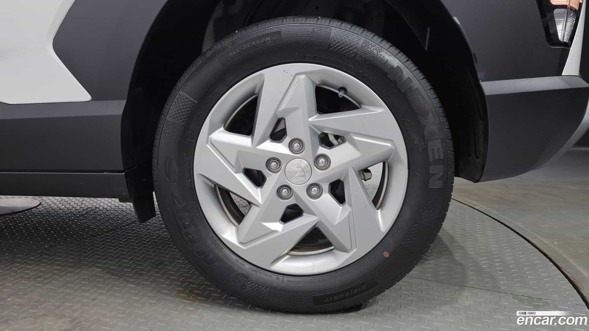 Kona Hyundai 2023.2-OUTER-031