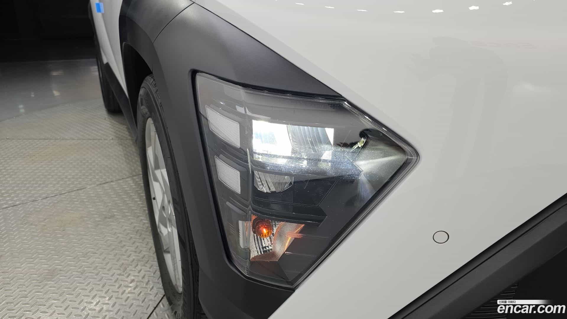 Kona Hyundai 2023.2-OUTER-032