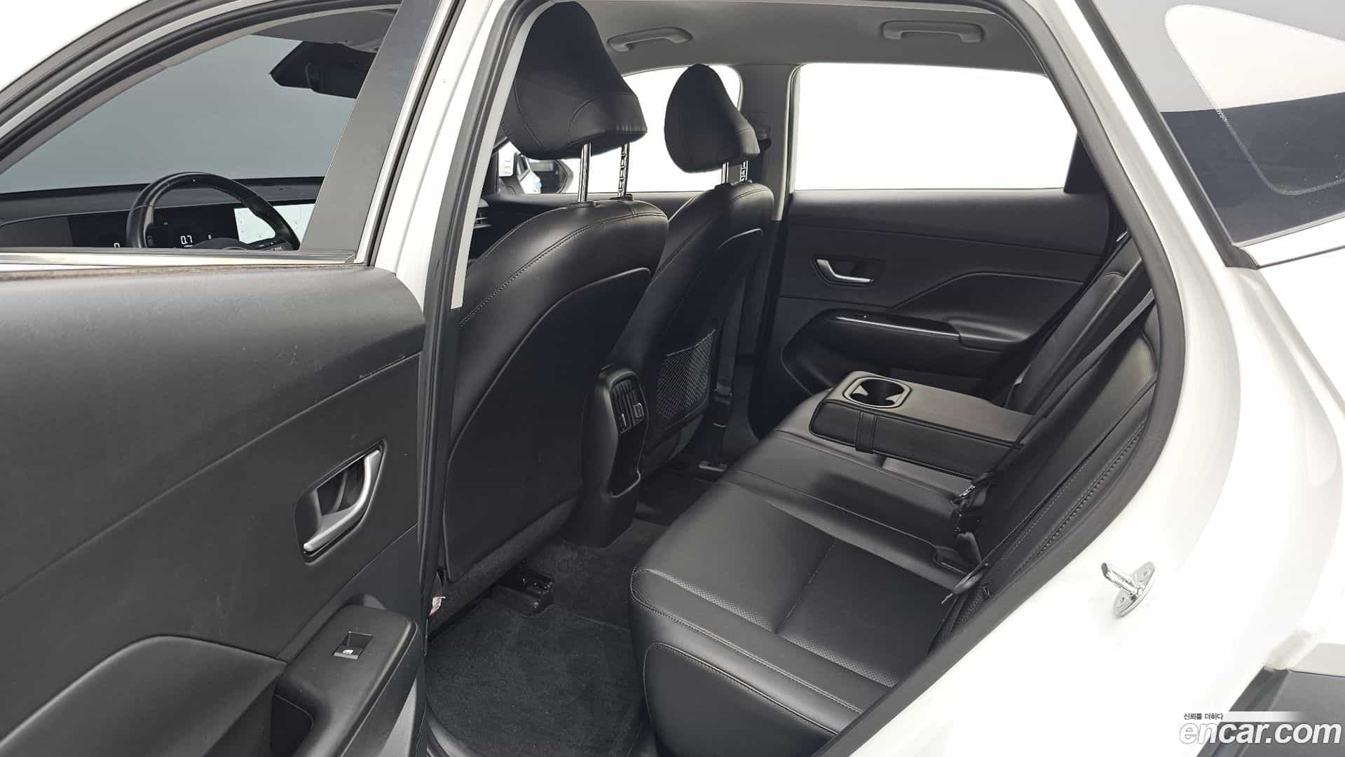 Kona Hyundai 2023.2-INNER-036