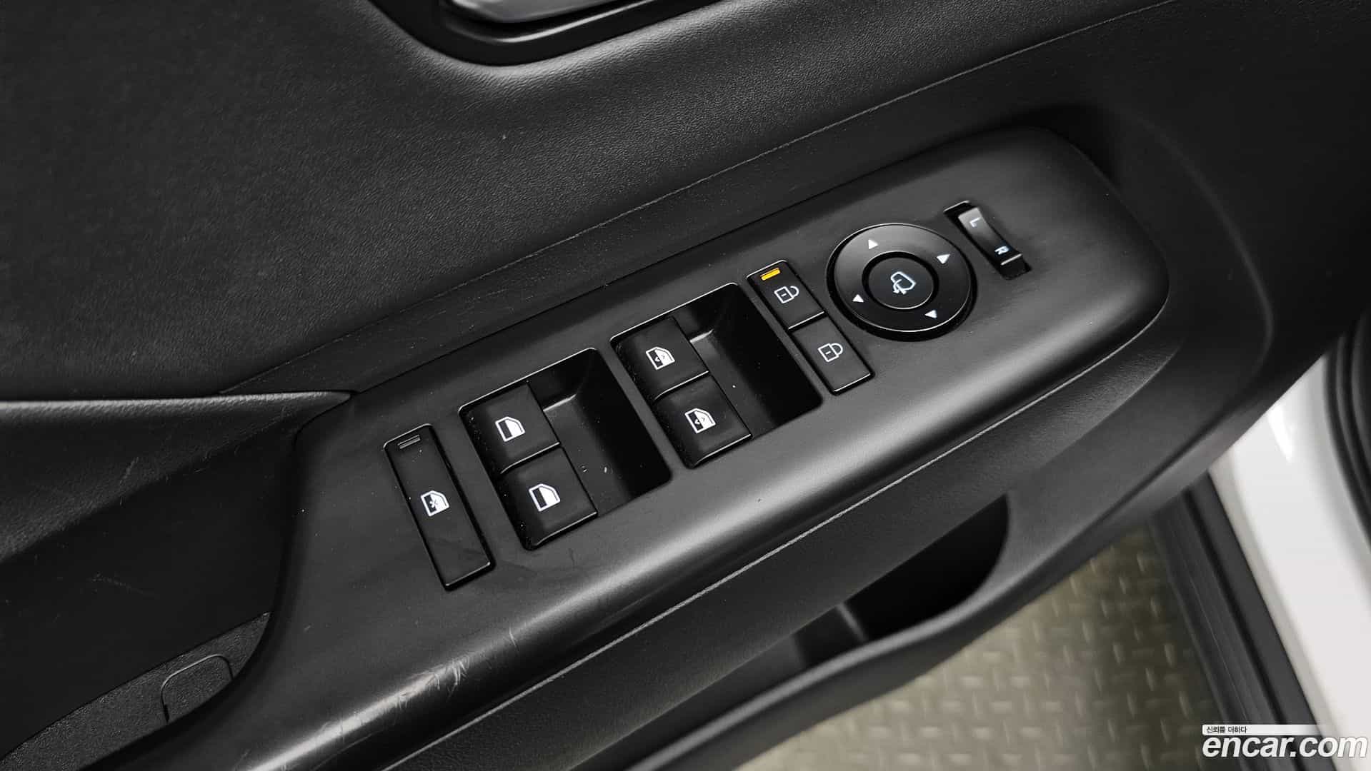 Kona Hyundai 2023.2-OPTION-040