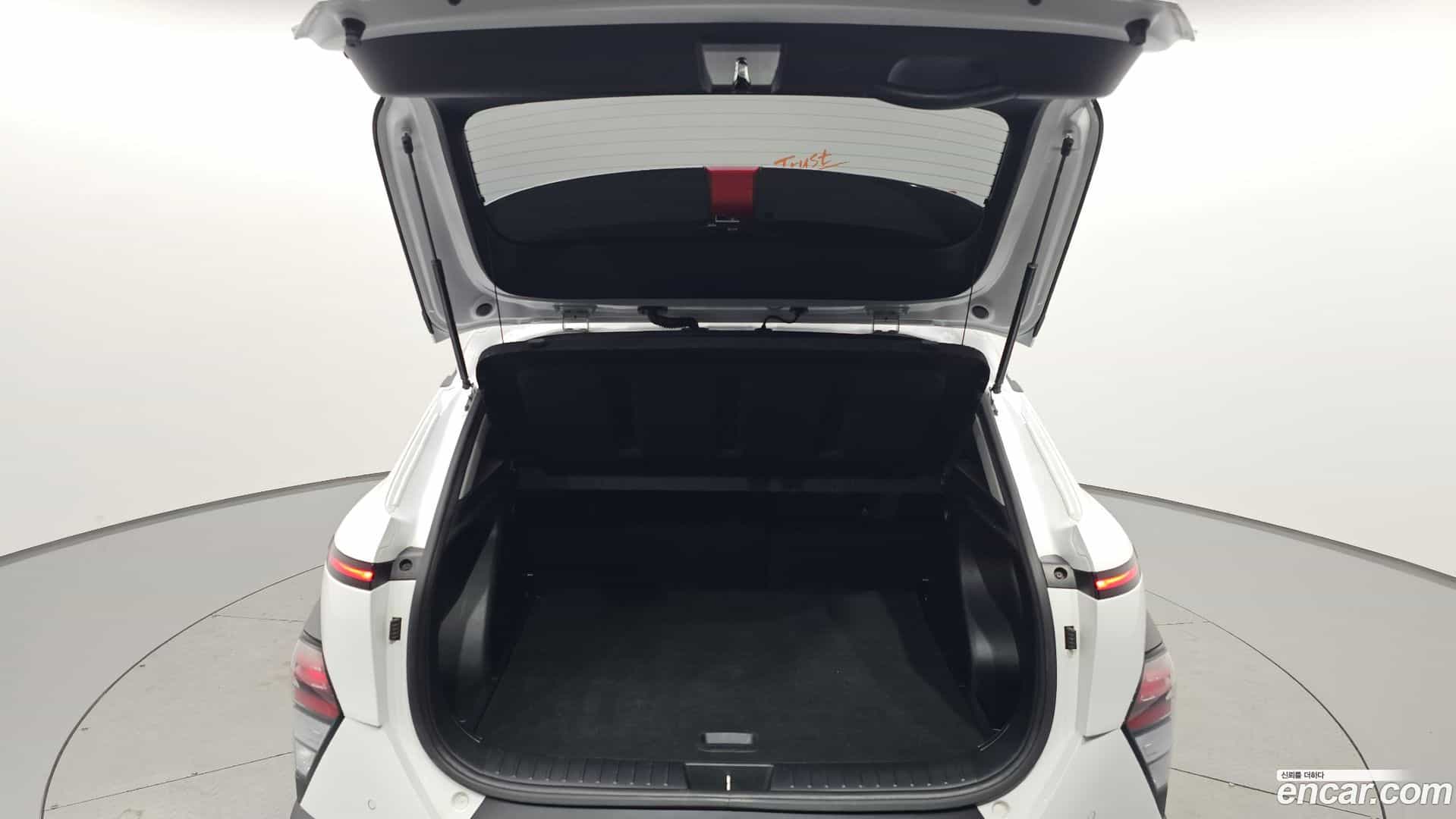 Kona Hyundai 2023.2-OPTION-044
