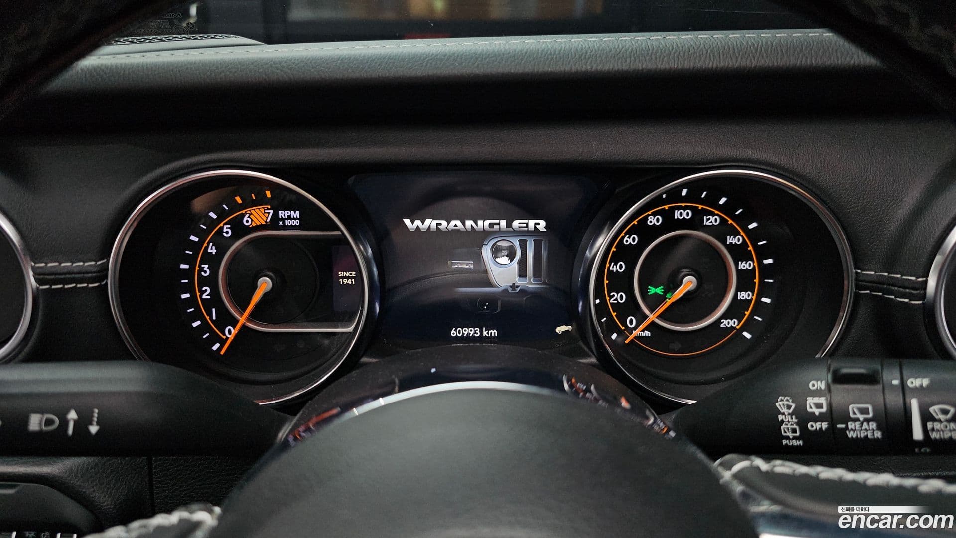 Main__Slider__Photo:Wrangler Jeep 2020.8-7