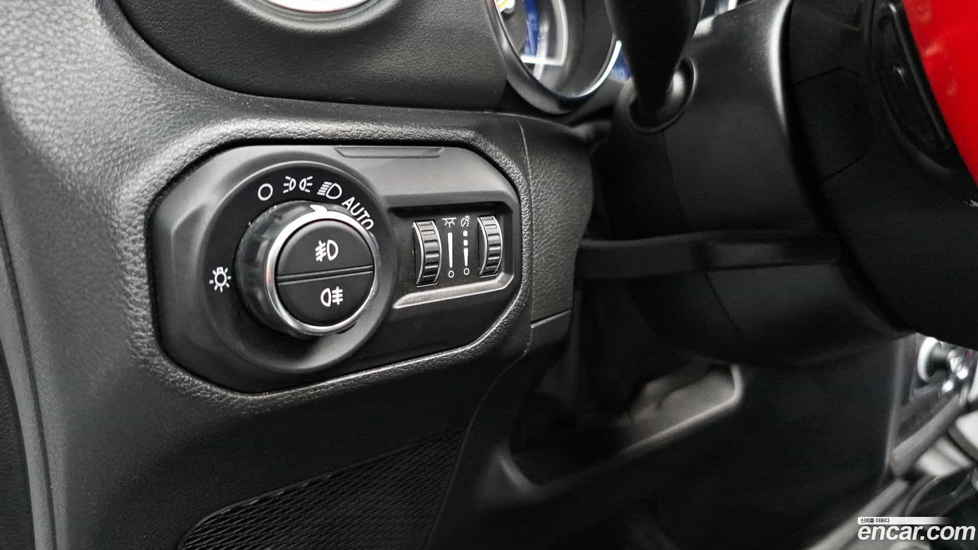 Wrangler Jeep 2020.8-OPTION-021