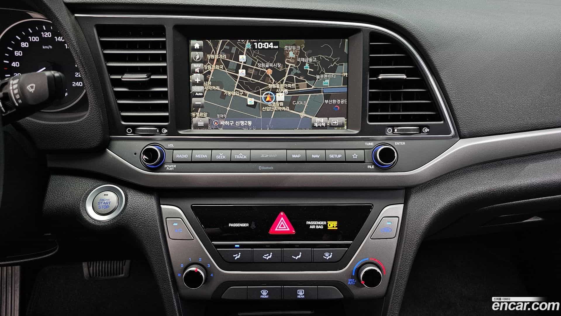 AVANTE Hyundai 2017.11-OPTION-017