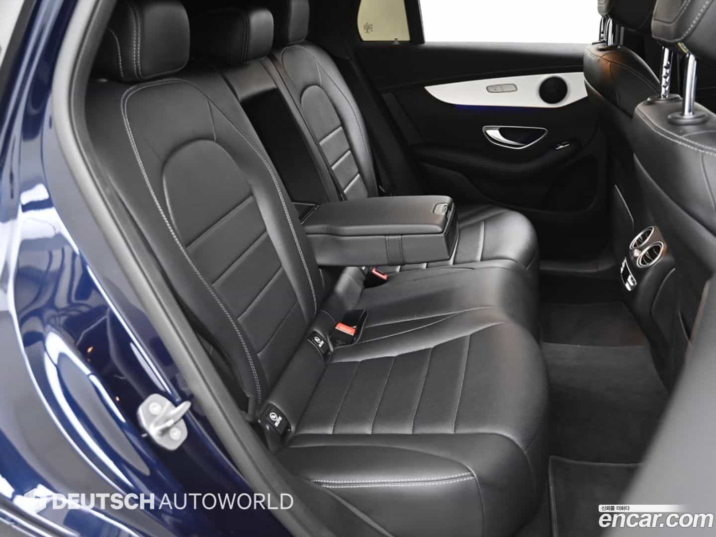 EQC Mercedes-Benz 2020.11-OPTION-016