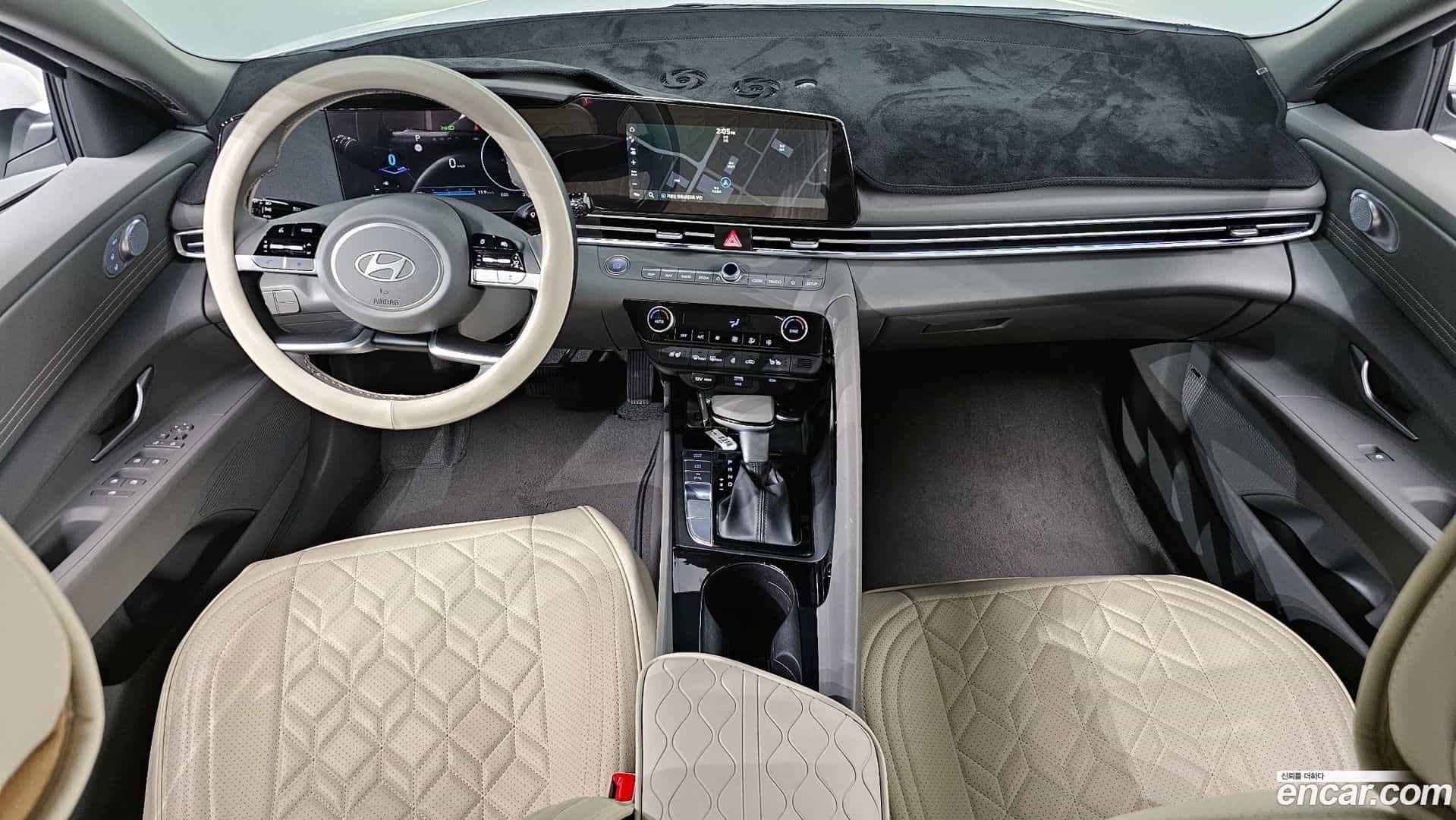 AVANTE Hyundai 2025.10-INNER-007